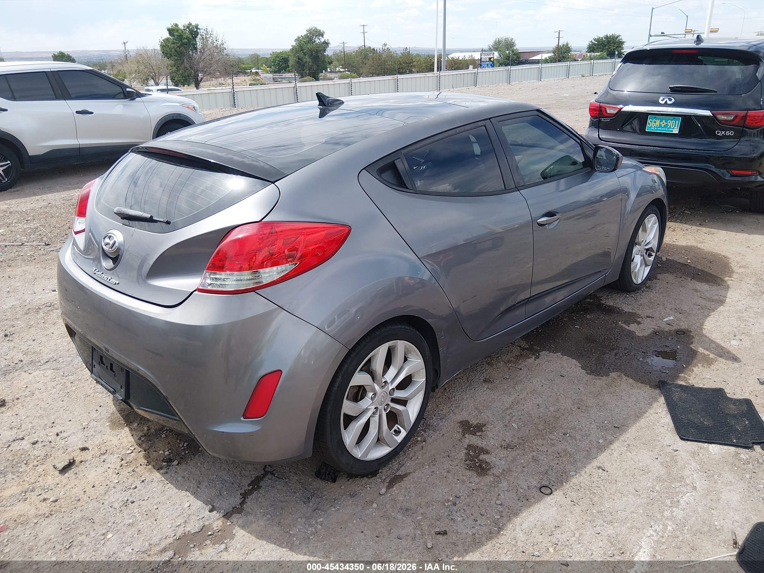 2012 Hyundai Veloster Base W/black Pewter vin: KMHTC6AD9CU043365