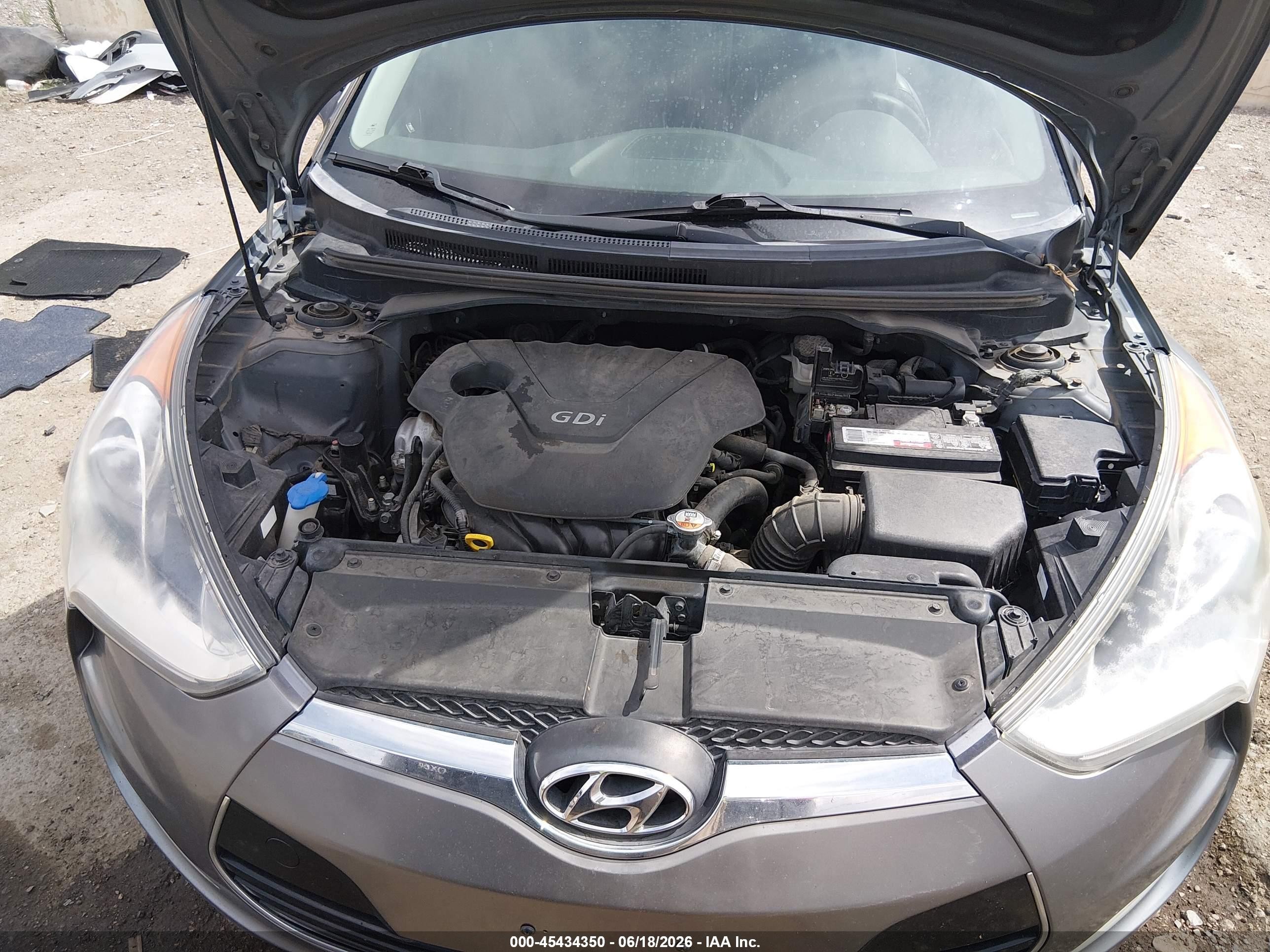 2012 Hyundai Veloster Base W/black Pewter vin: KMHTC6AD9CU043365