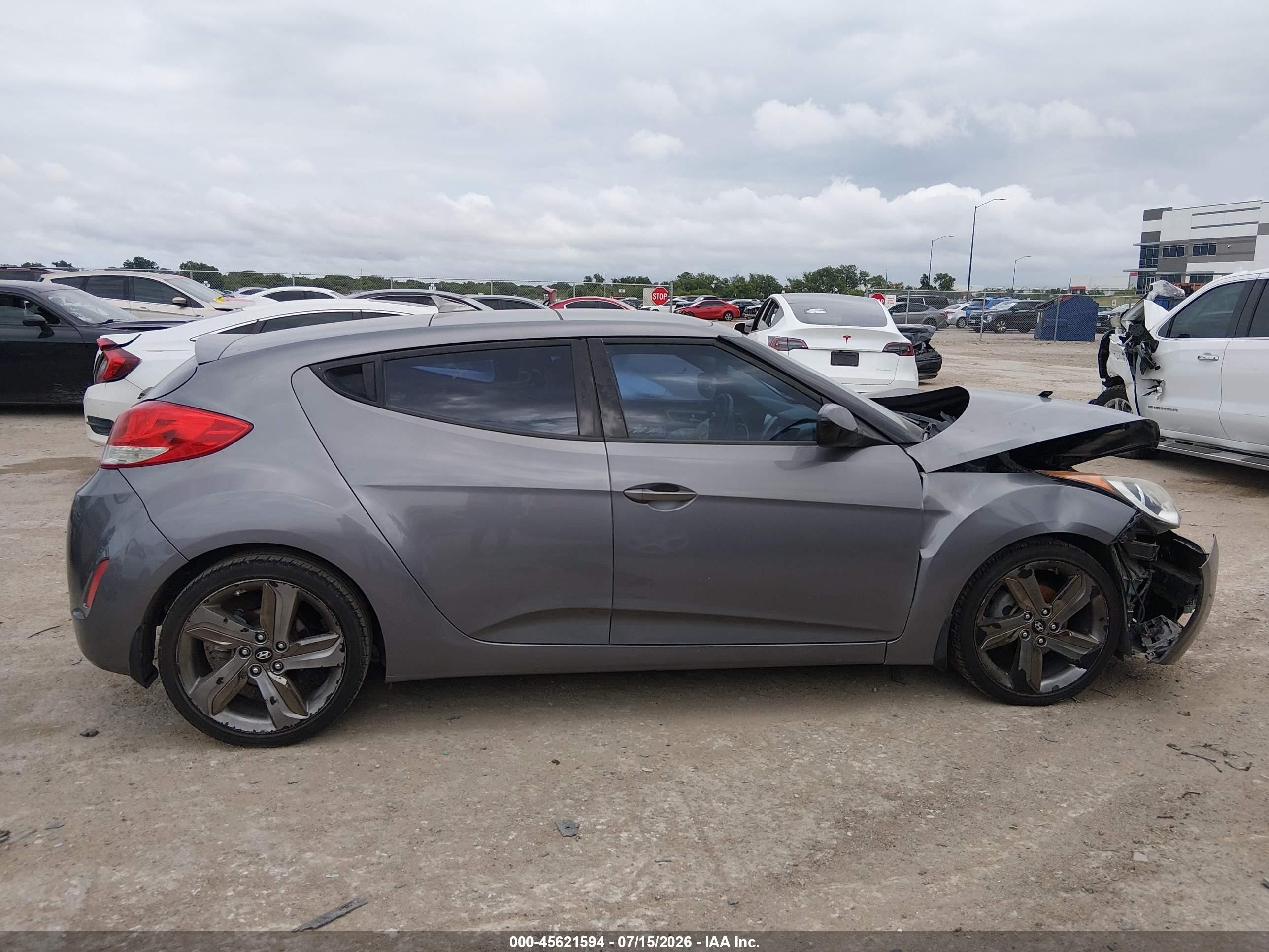 2012 Hyundai Veloster Base W/black Gray vin: KMHTC6AD9CU047626