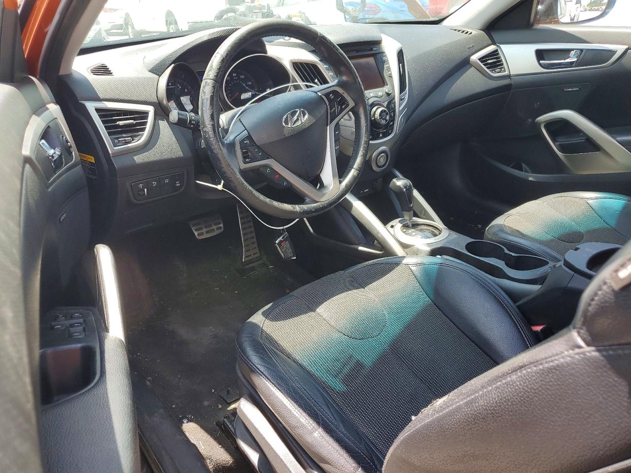 2012 Hyundai Veloster Base Orange vin: KMHTC6AD9CU056424
