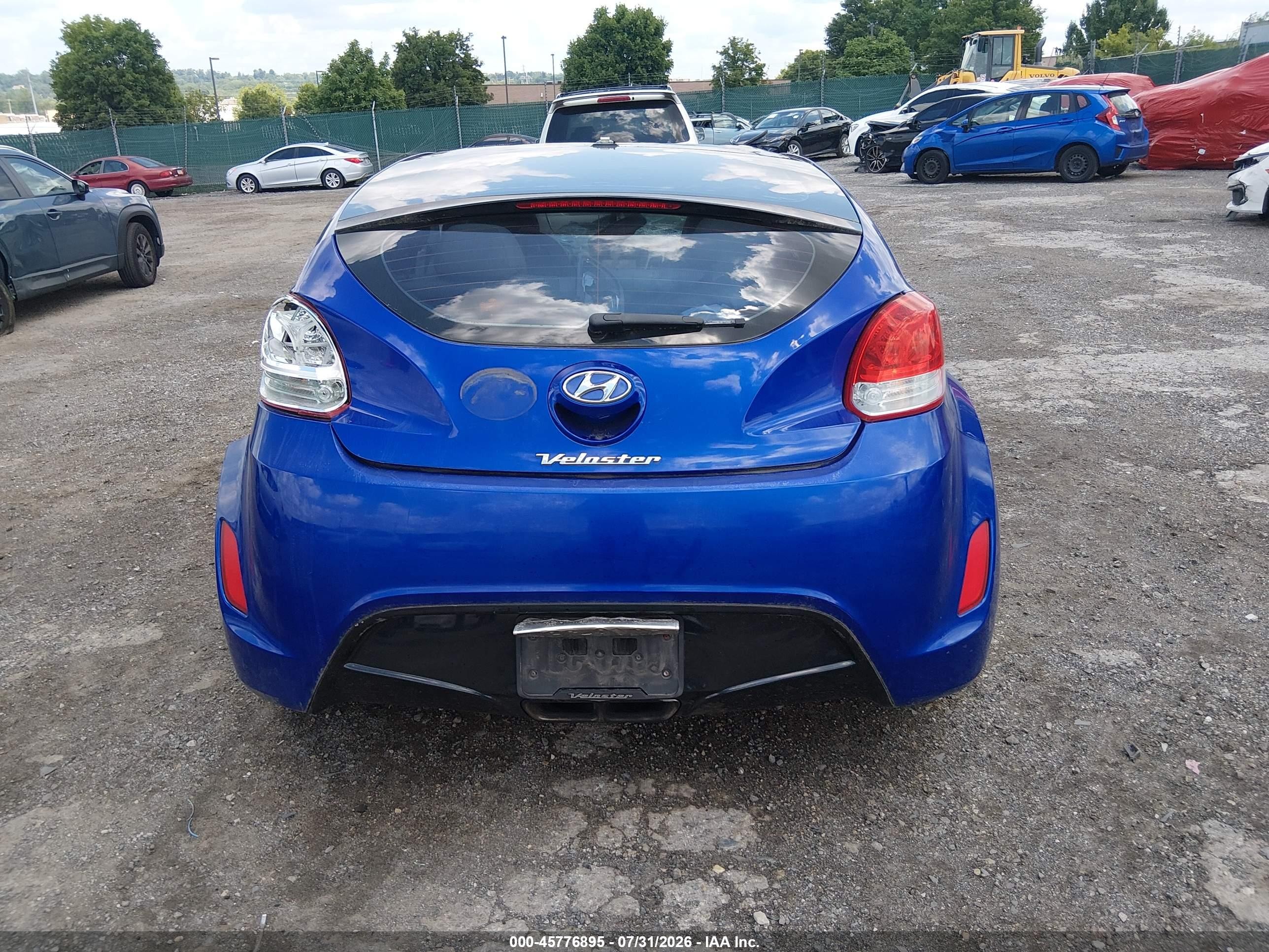 2012 Hyundai Veloster Base W/gray Blue vin: KMHTC6AD9CU059839
