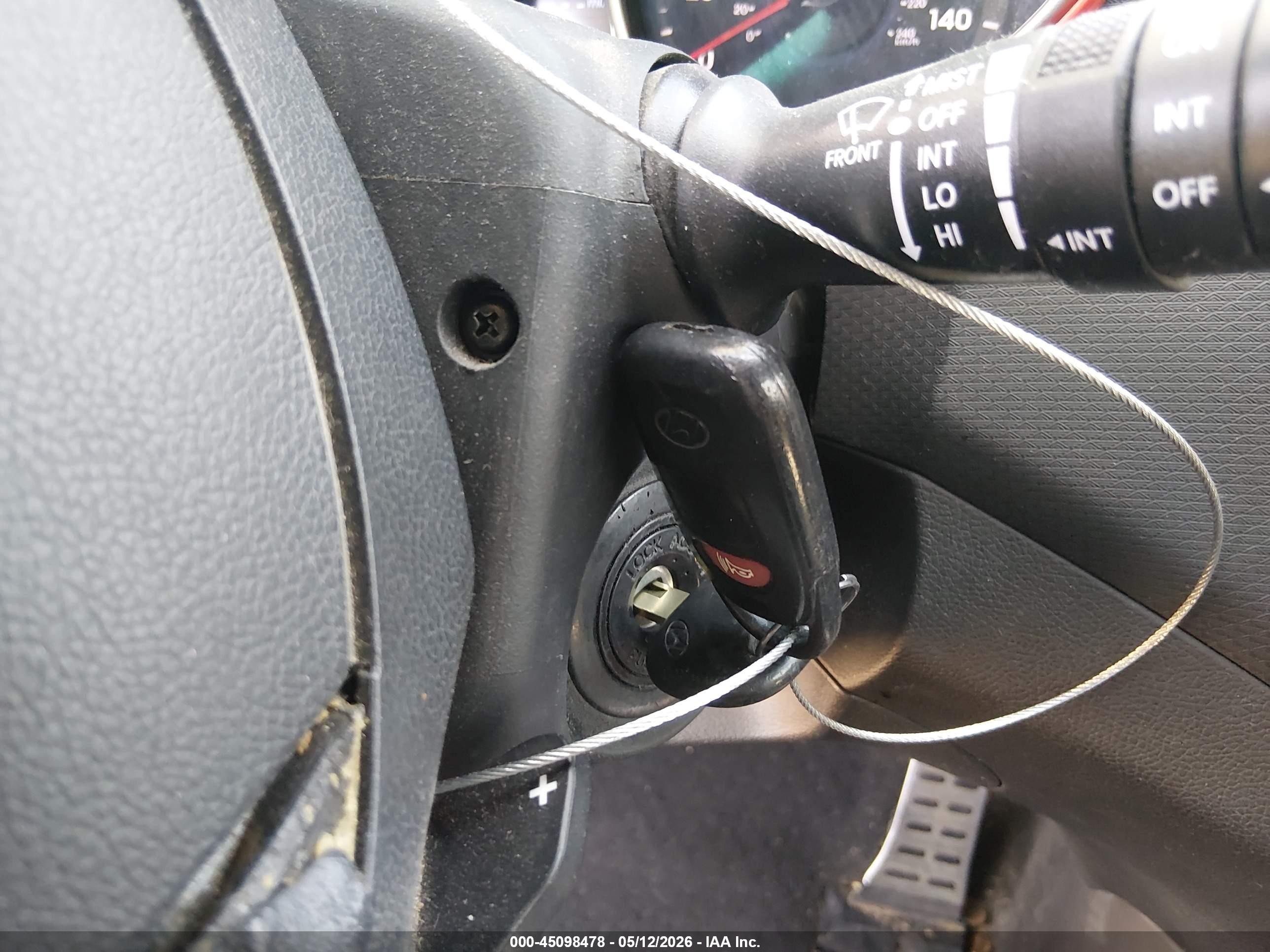 2013 Hyundai Veloster Base W/gray Black vin: KMHTC6AD9DU095290