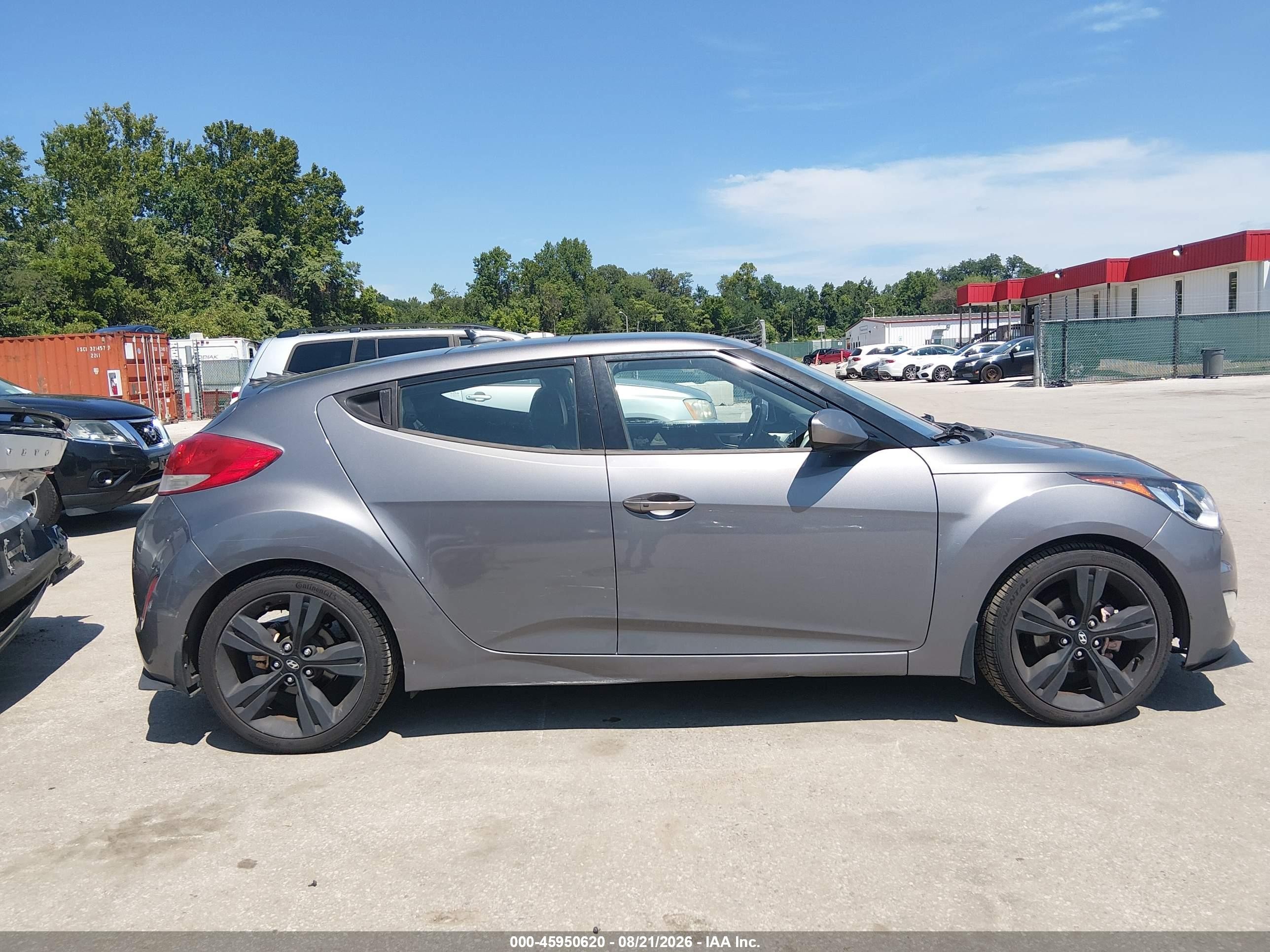2013 Hyundai Veloster Base W/black Gray vin: KMHTC6AD9DU102030