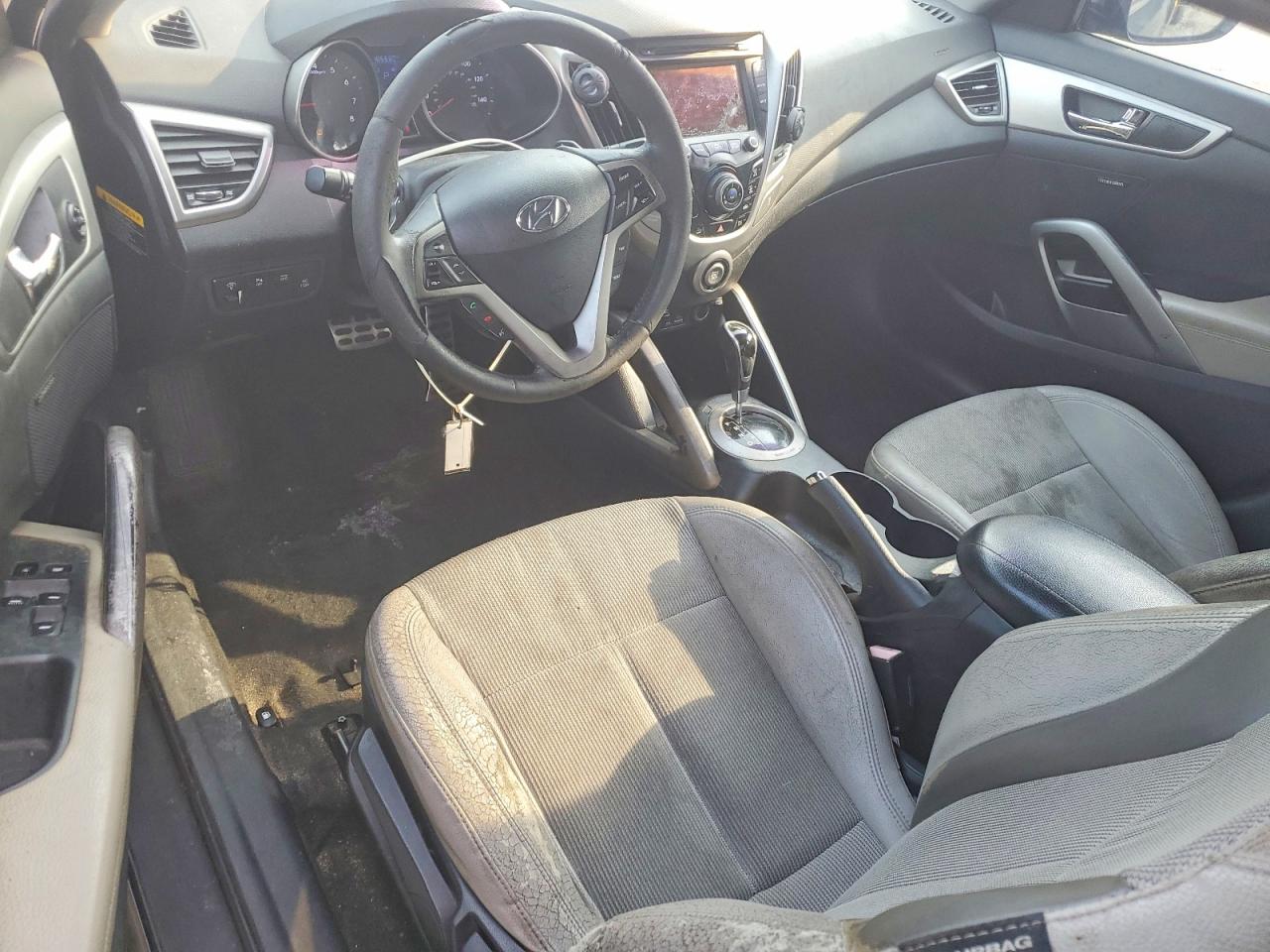2013 Hyundai Veloster Base Black vin: KMHTC6AD9DU119393