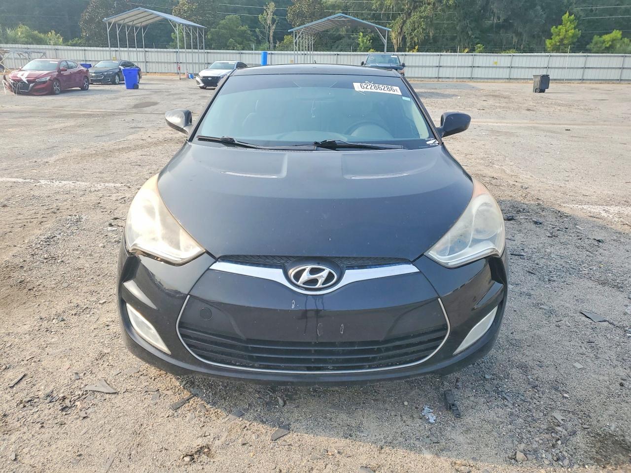 2013 Hyundai Veloster Base Black vin: KMHTC6AD9DU119393