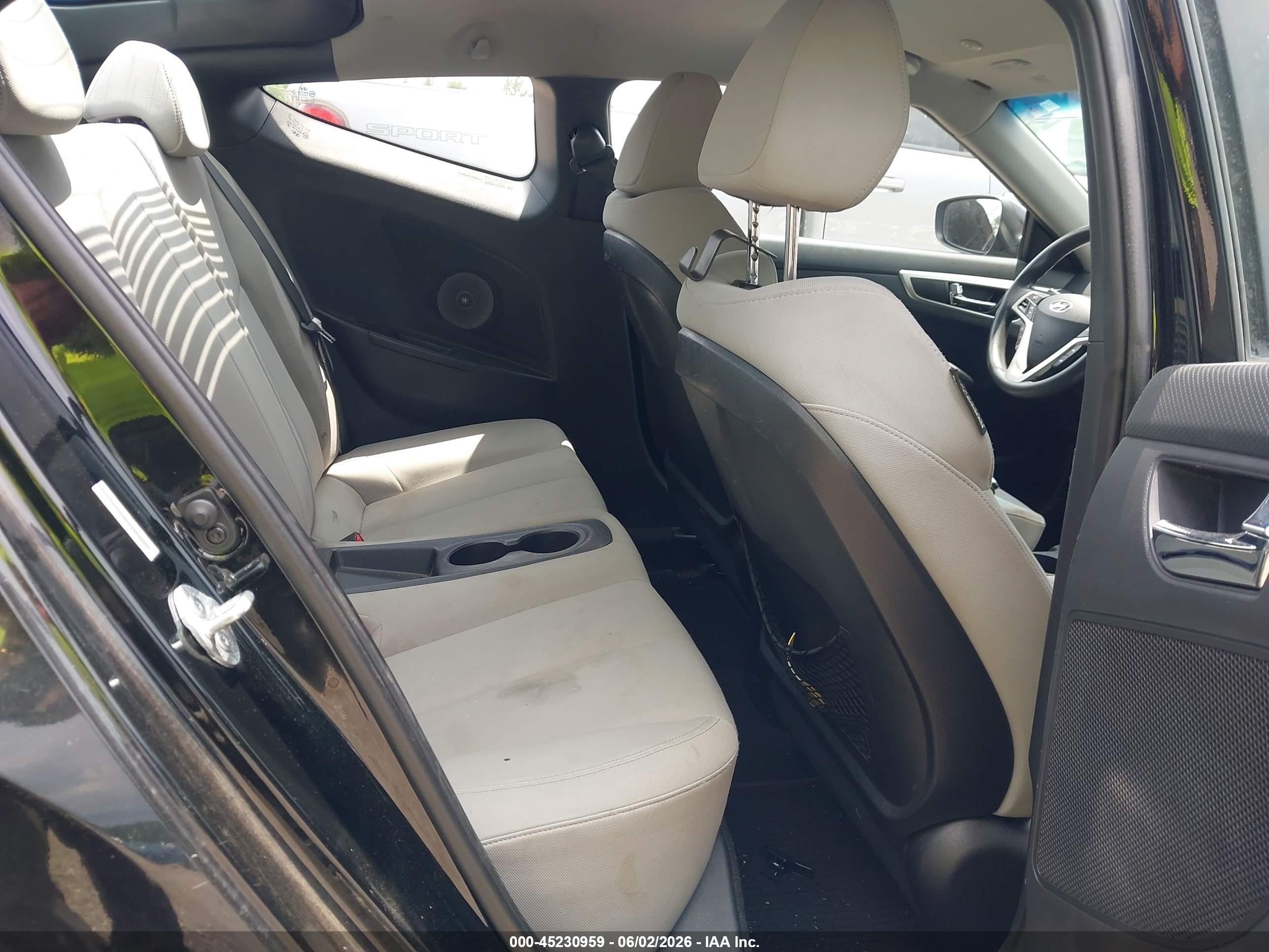 2013 Hyundai Veloster Base W/gray Черный vin: KMHTC6AD9DU134489