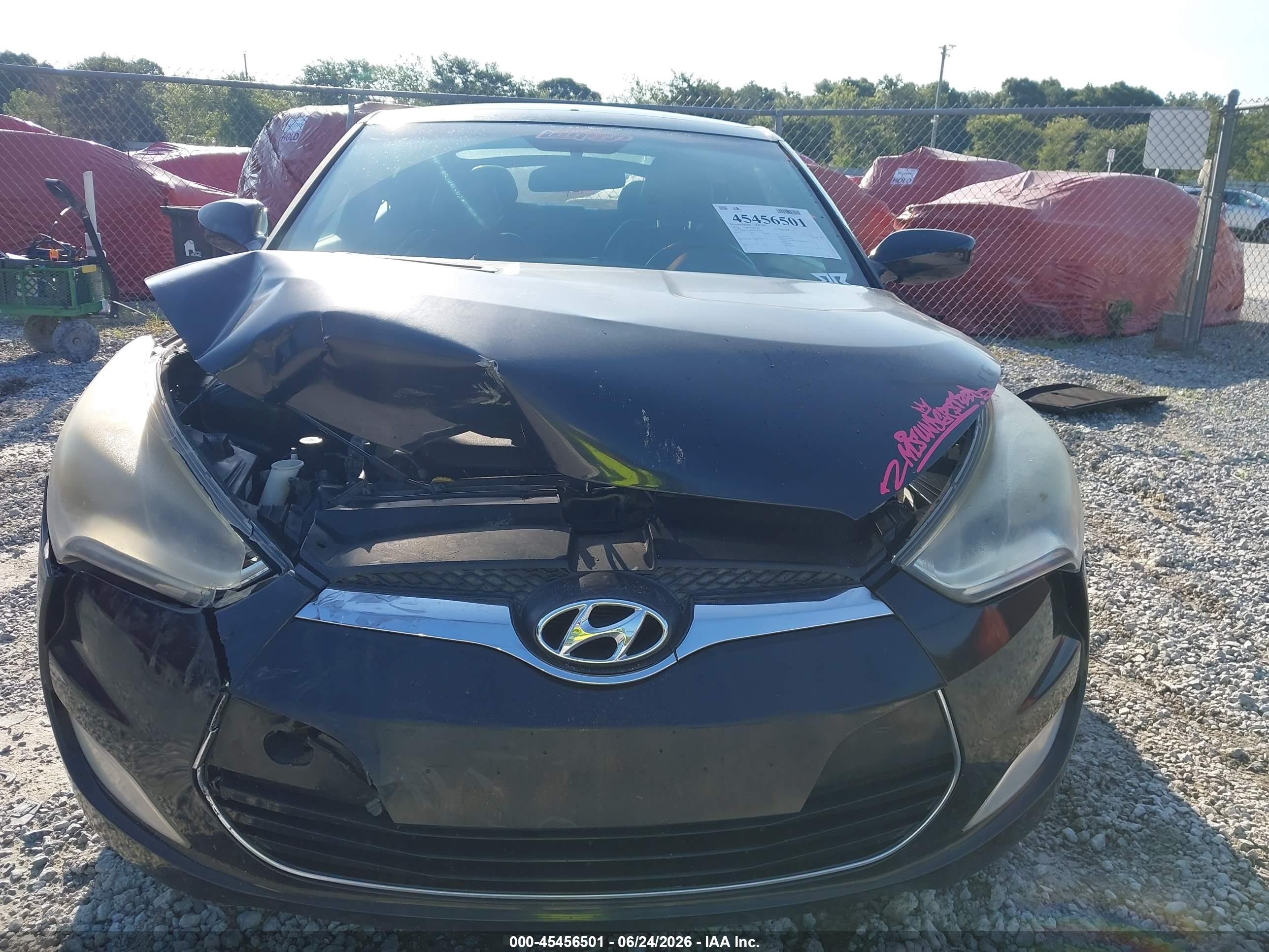 2013 Hyundai Veloster   Black vin: KMHTC6AD9DU139000