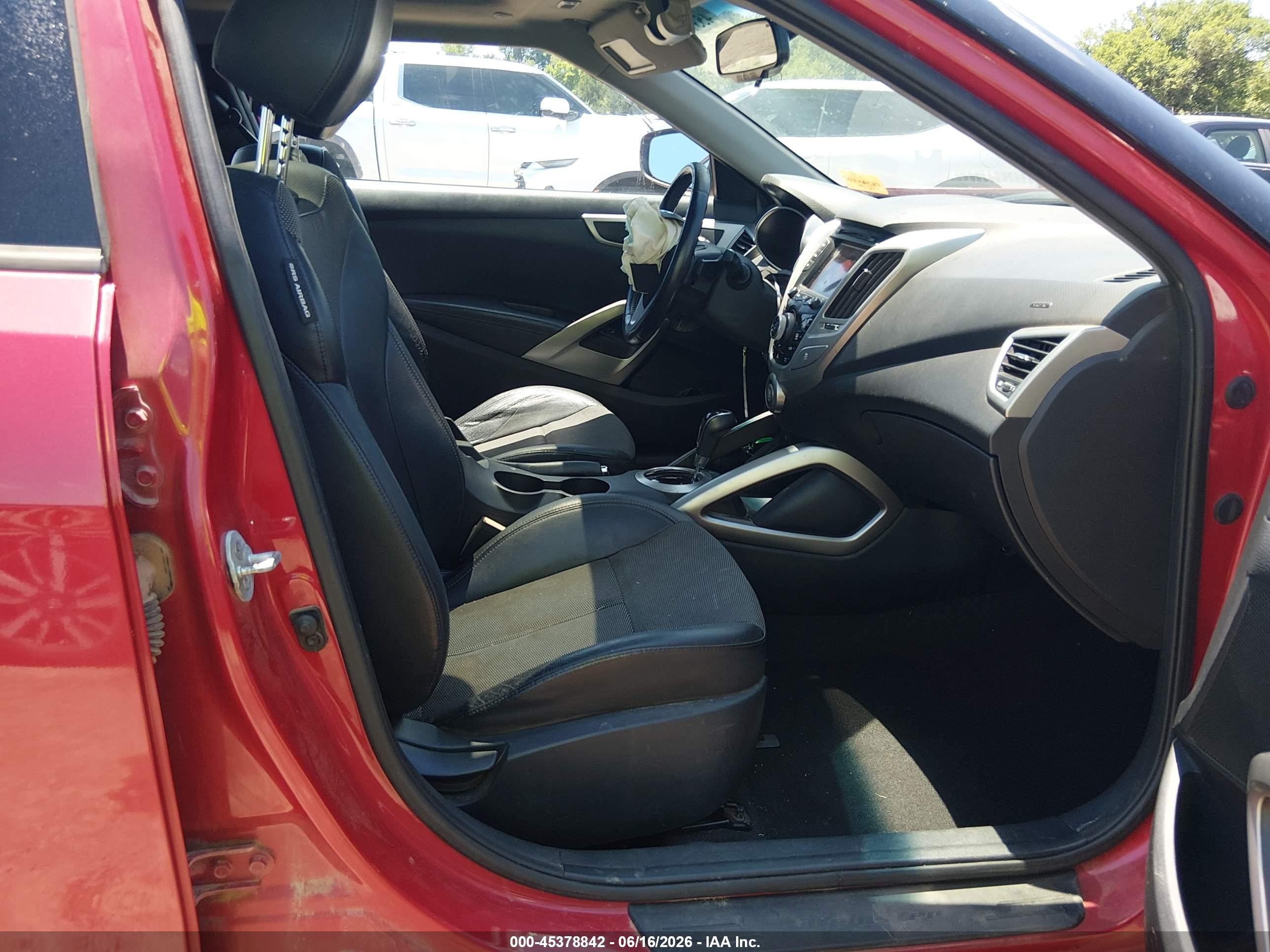 2013 Hyundai Veloster Base W/black Red vin: KMHTC6AD9DU158310