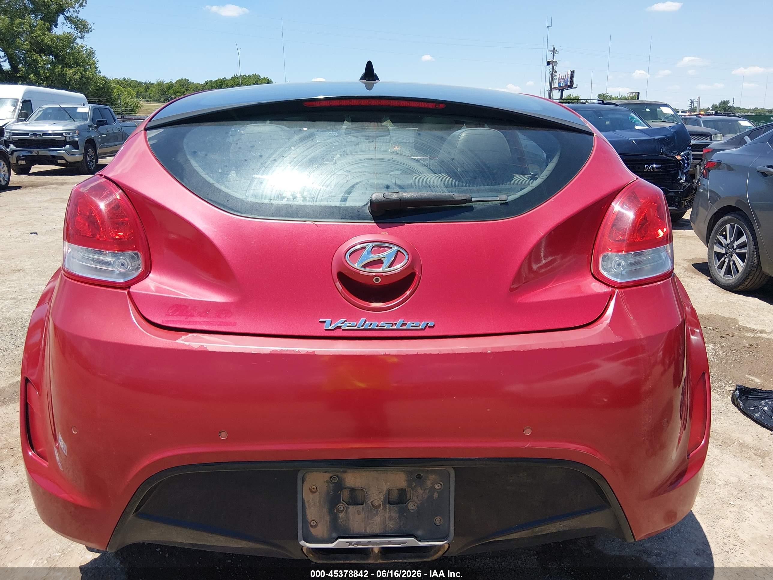 2013 Hyundai Veloster Base W/black Red vin: KMHTC6AD9DU158310