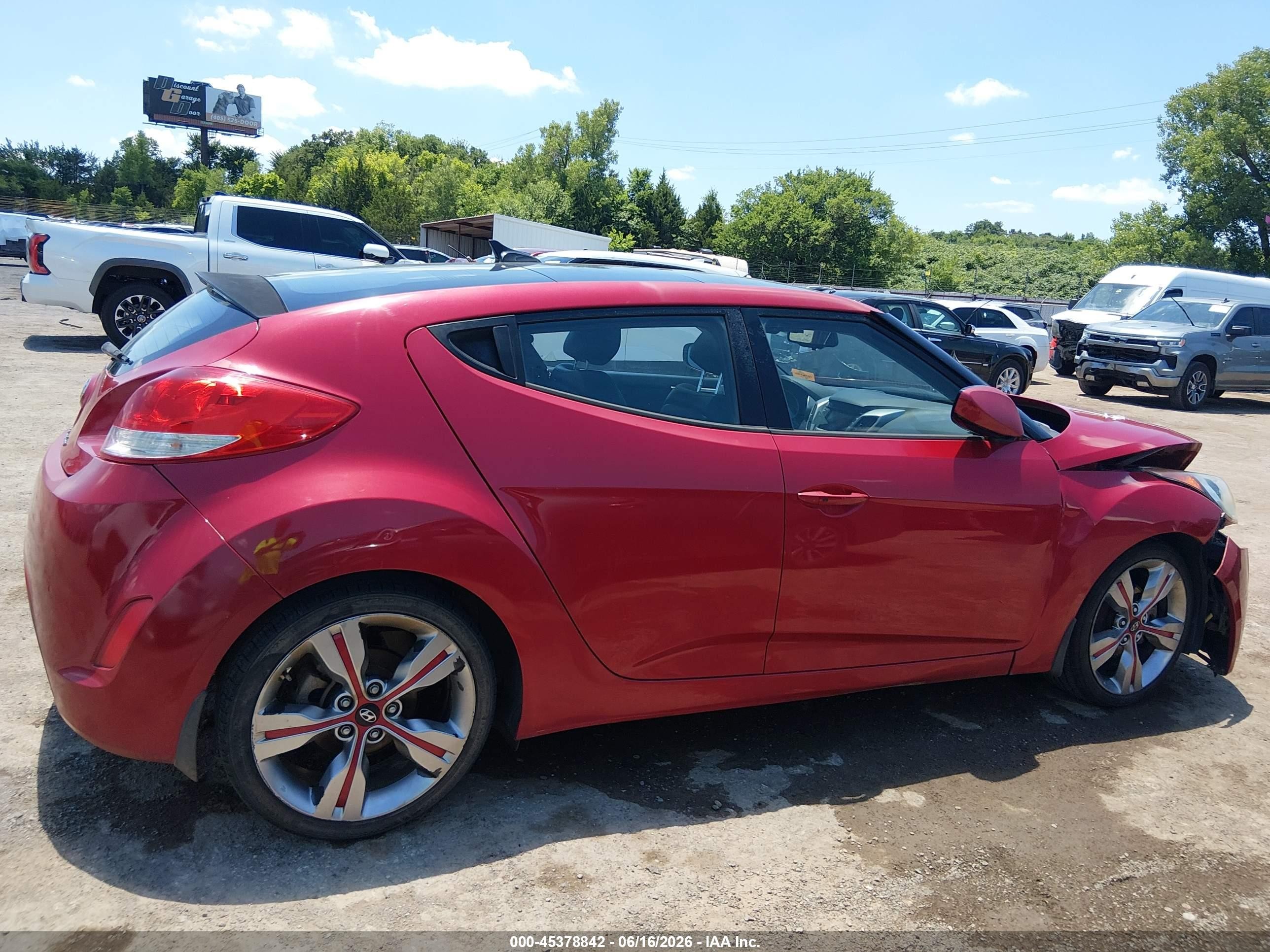 2013 Hyundai Veloster Base W/black Red vin: KMHTC6AD9DU158310