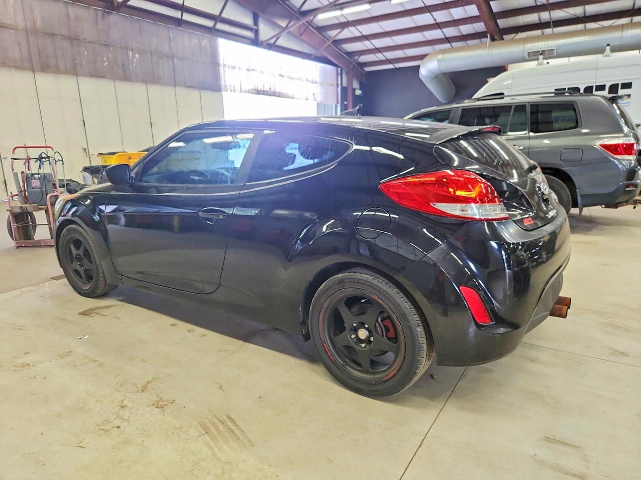 2013 Hyundai Veloster Base Black vin: KMHTC6AD9DU162339