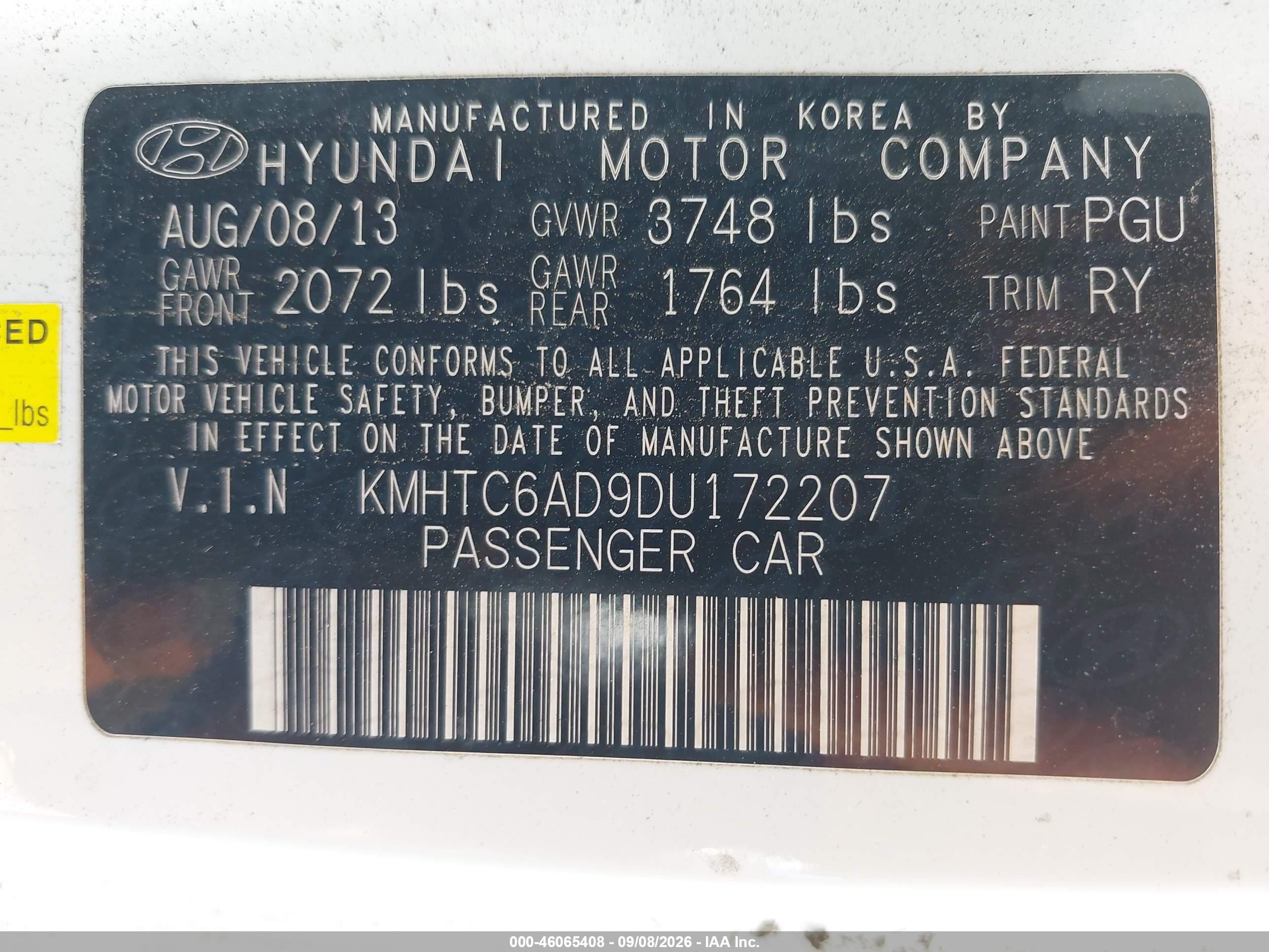 2013 Hyundai Veloster Base W/black White vin: KMHTC6AD9DU172207