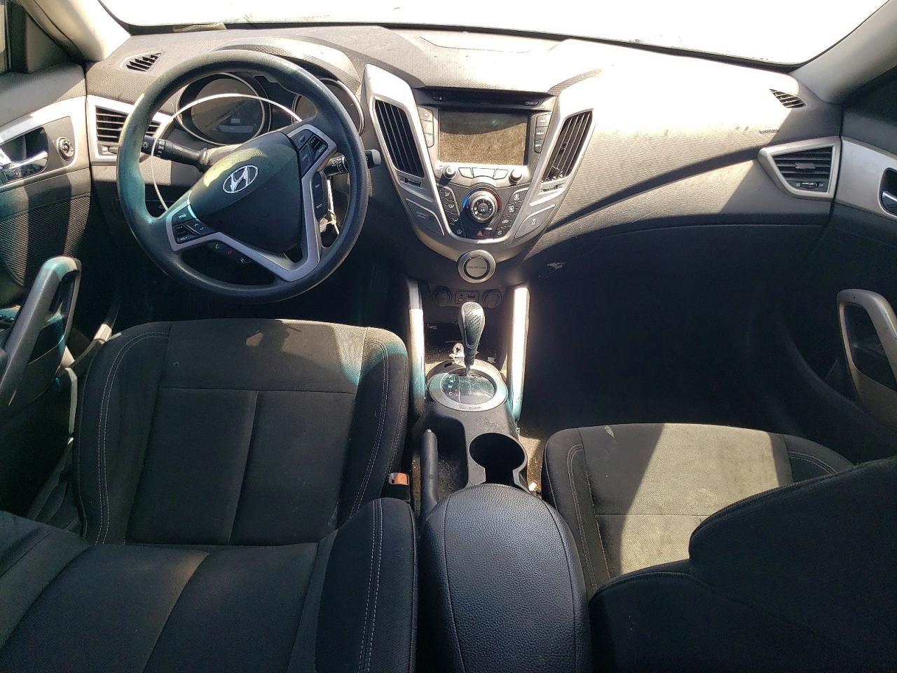 2014 Hyundai Veloster Base Gray vin: KMHTC6AD9EU183676