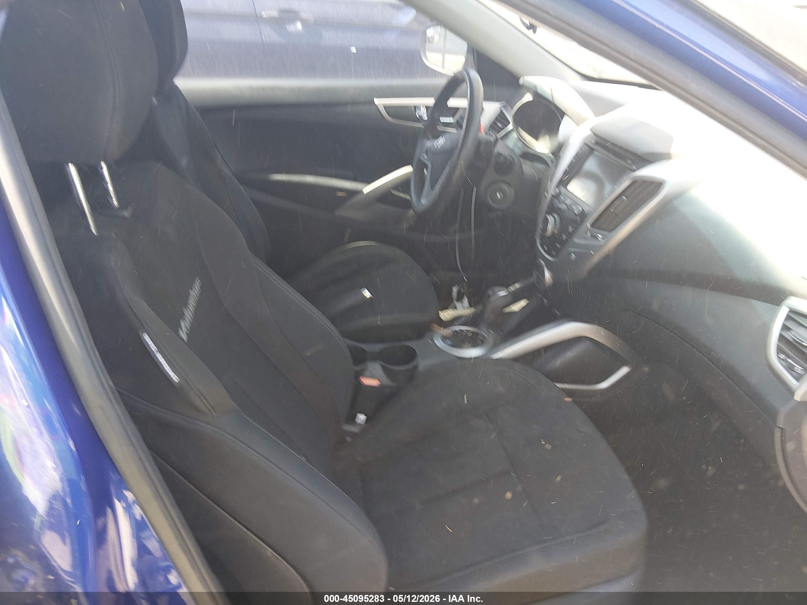2014 Hyundai Veloster Base W/black Blue vin: KMHTC6AD9EU215087