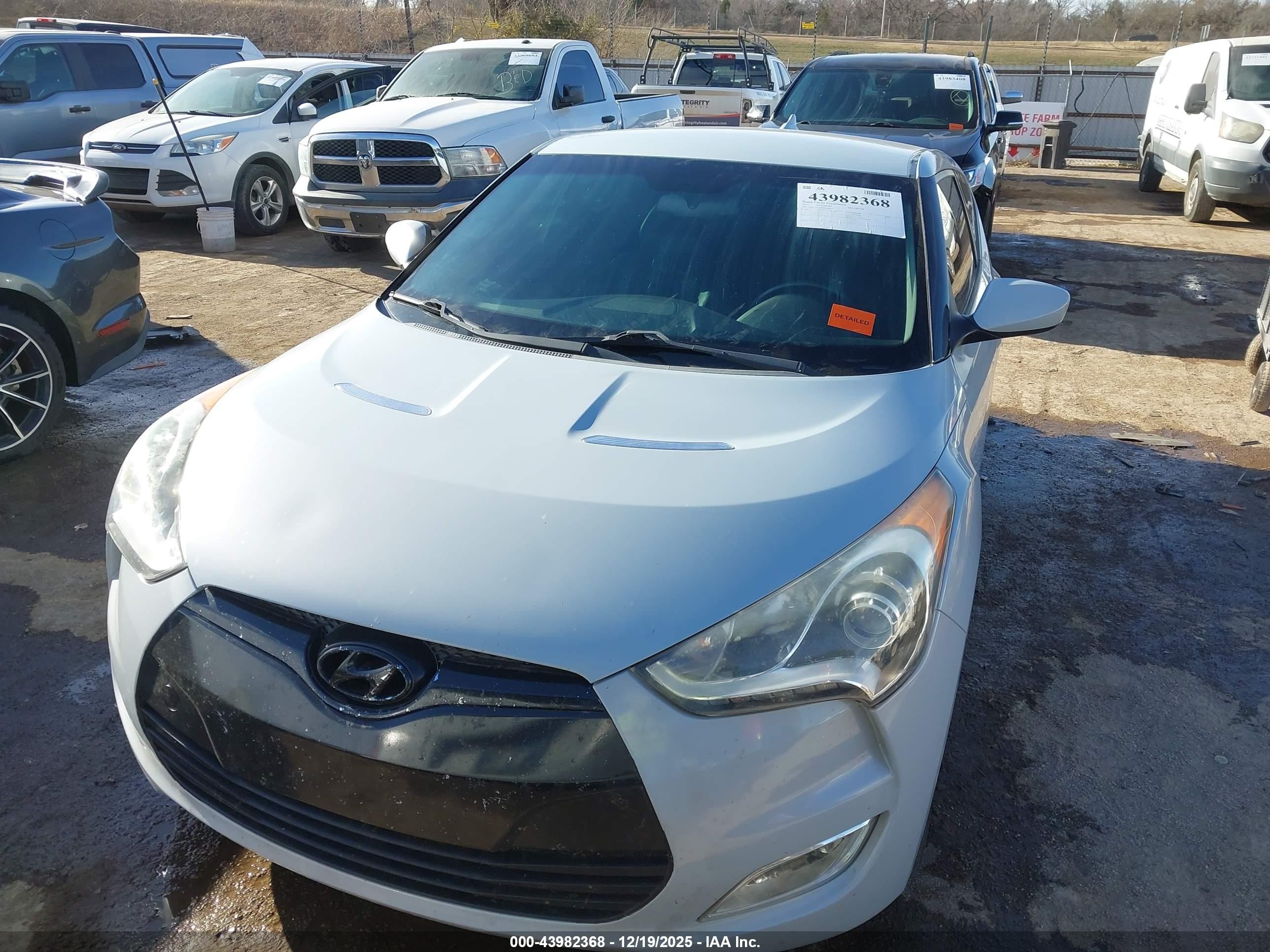 2015 Hyundai Veloster Flex Gray vin: KMHTC6AD9FU221411