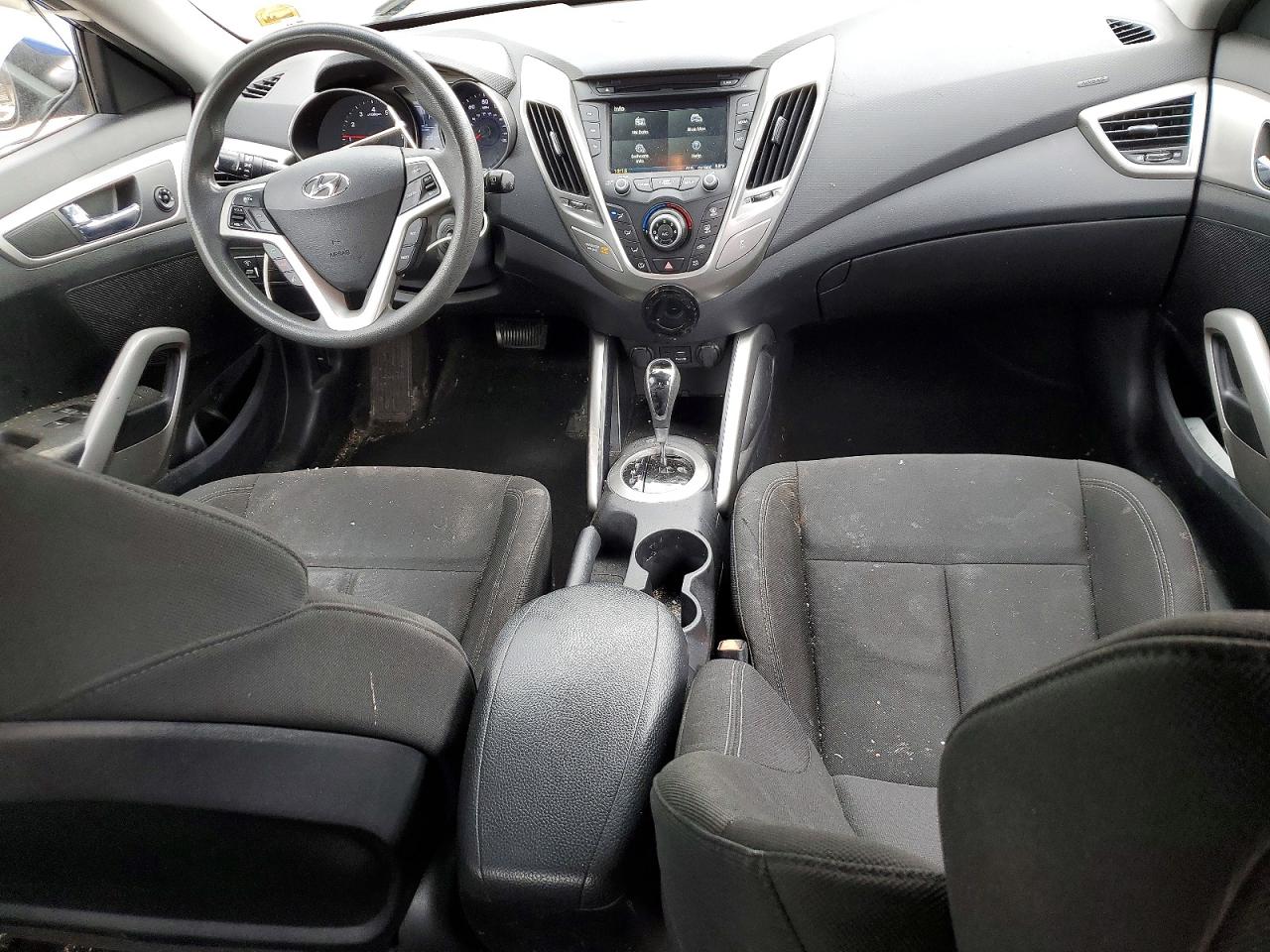 2015 Hyundai Veloster Base Blue vin: KMHTC6AD9FU241531