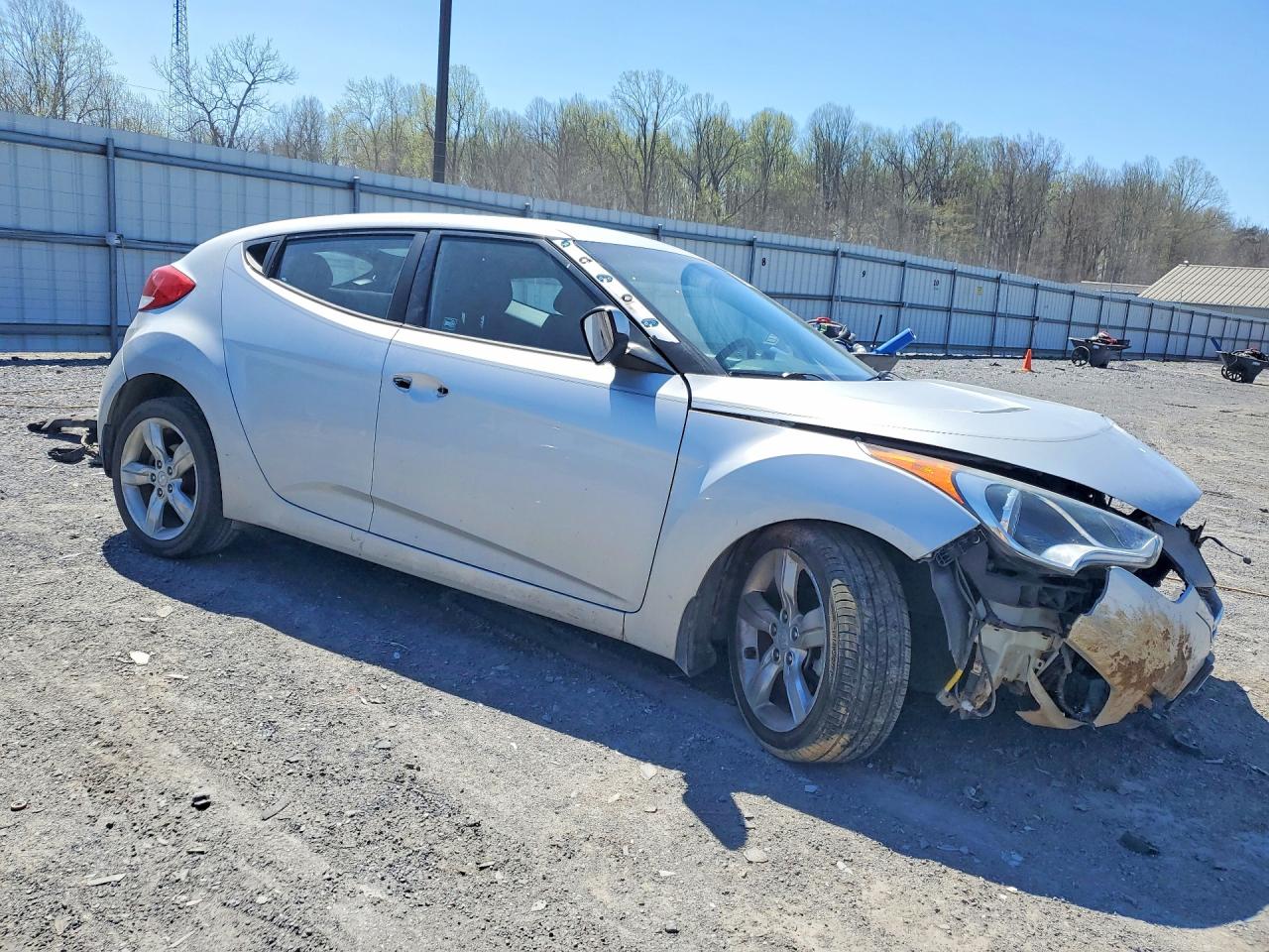 2015 Hyundai Veloster Base Black vin: KMHTC6AD9FU243408