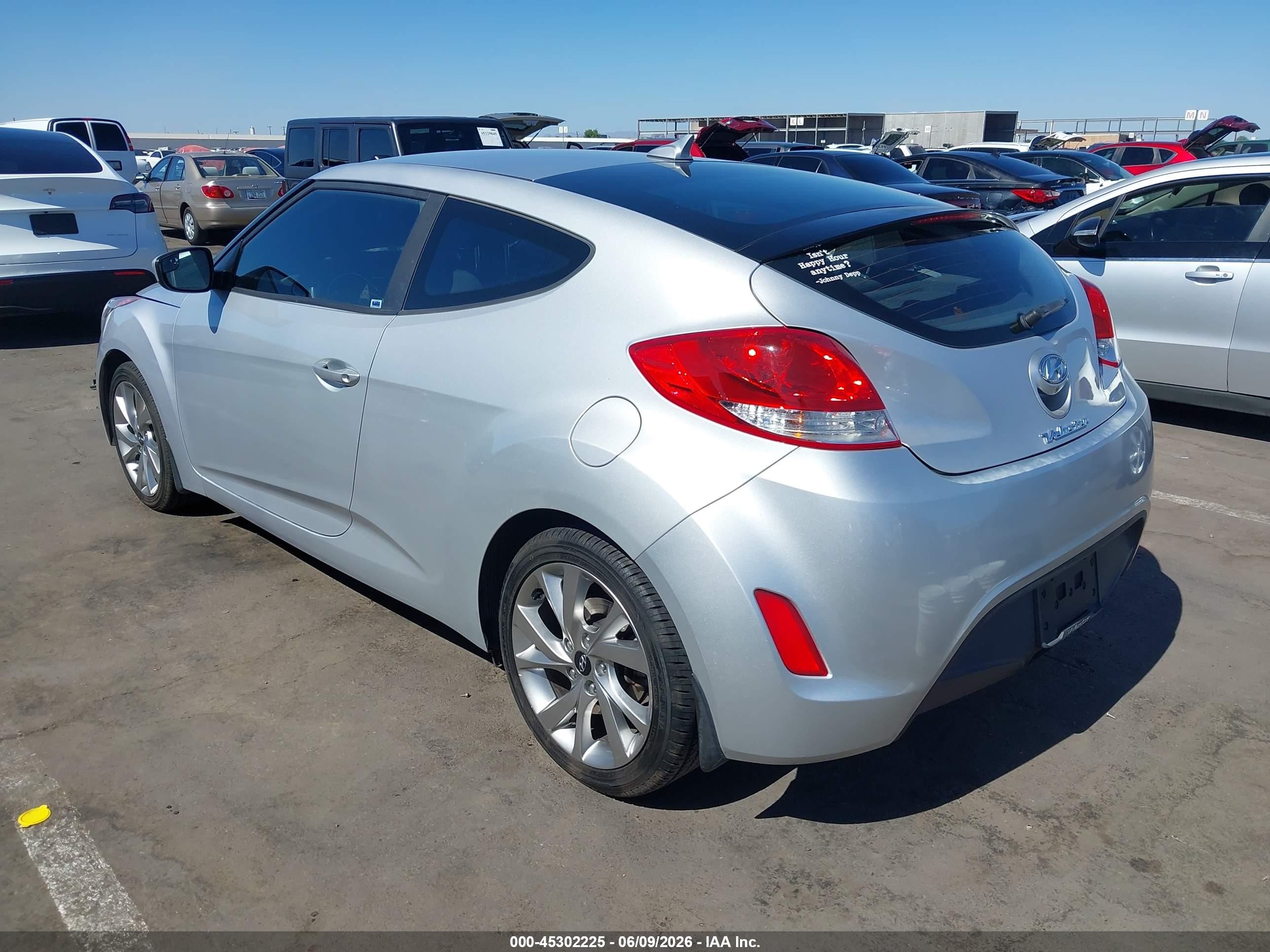 2016 Hyundai Veloster Серый vin: KMHTC6AD9GU289161