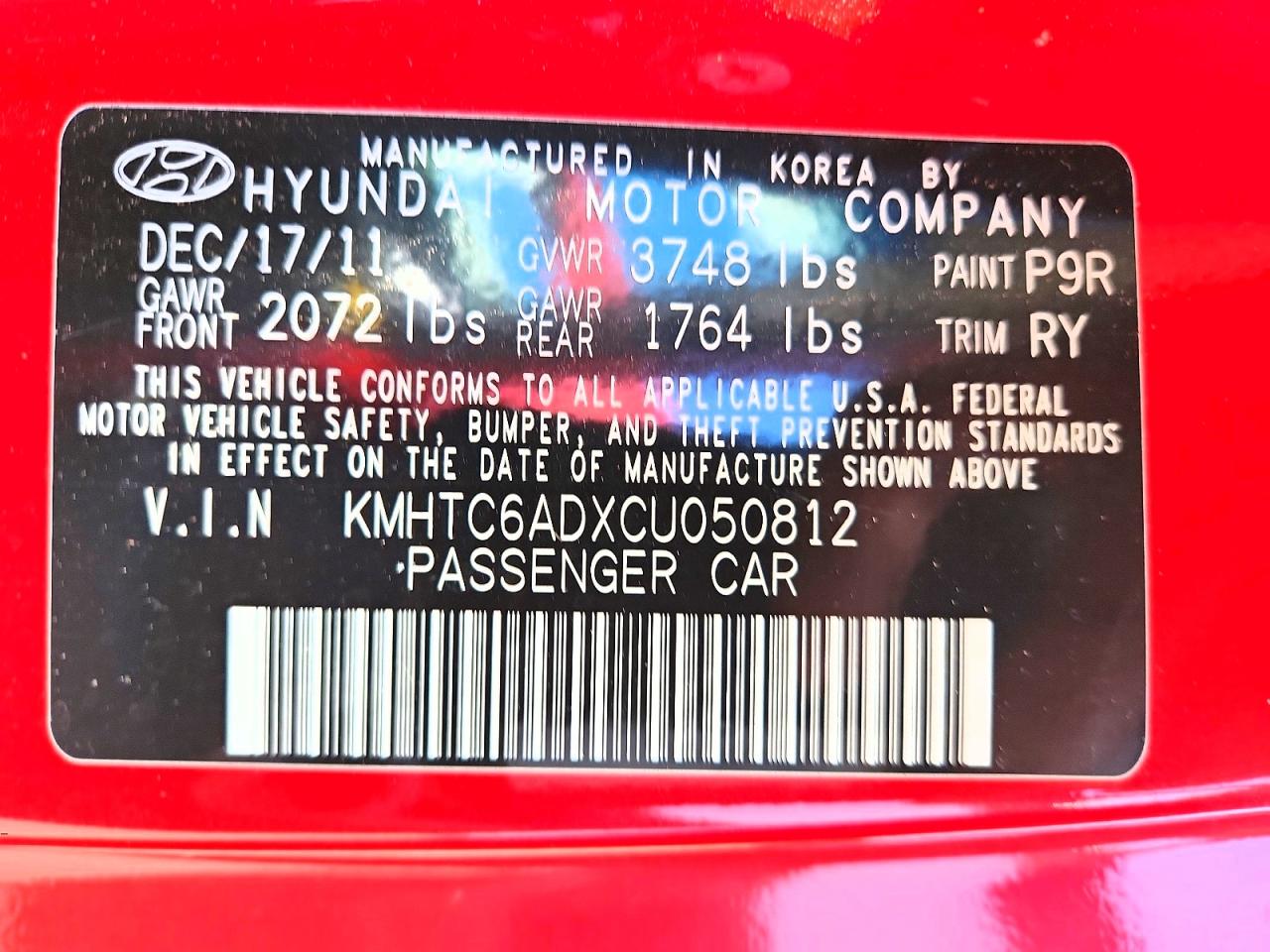 2012 Hyundai Veloster Base Red vin: KMHTC6ADXCU050812