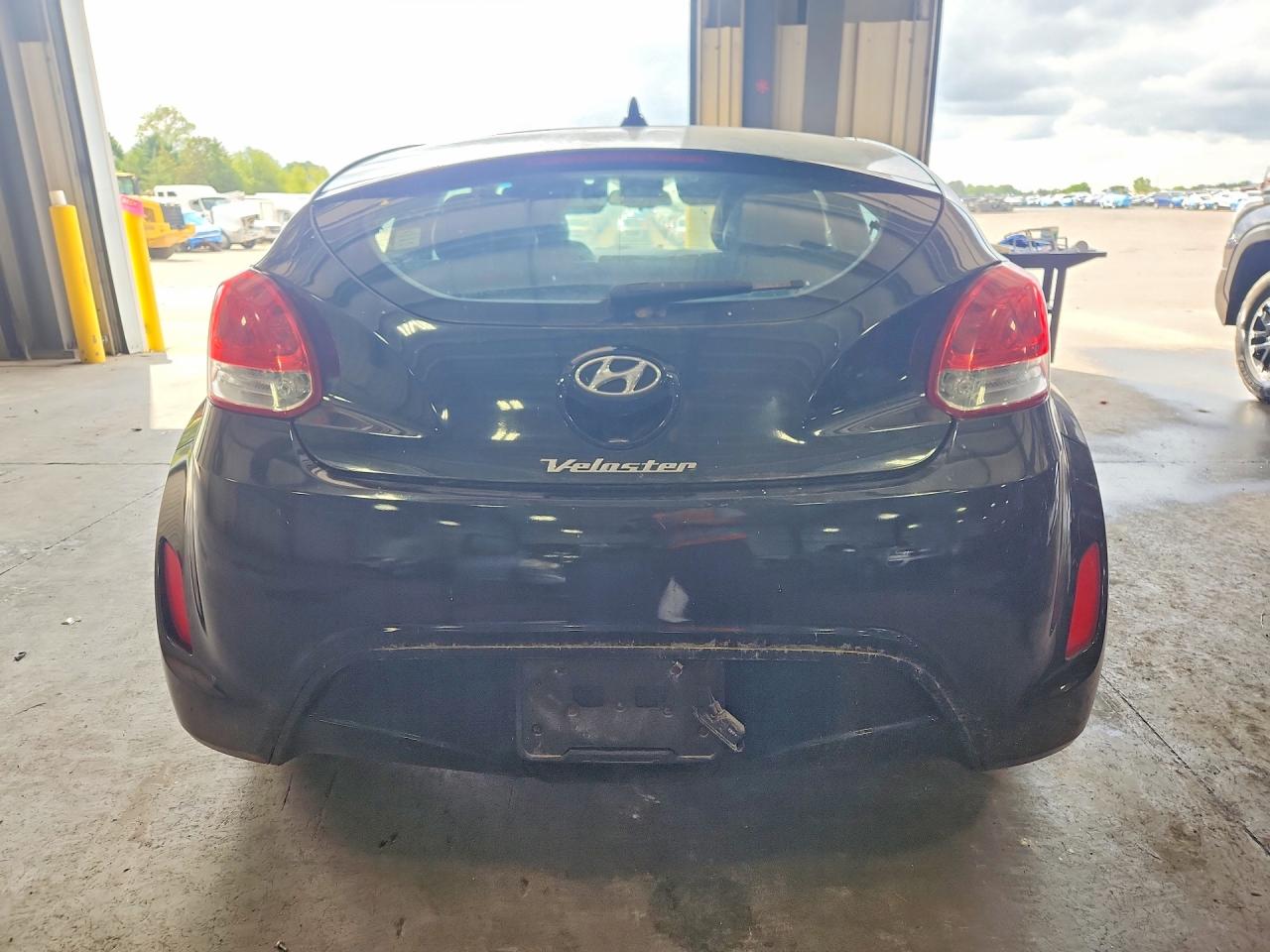 2012 Hyundai Veloster Black vin: KMHTC6ADXCU061714