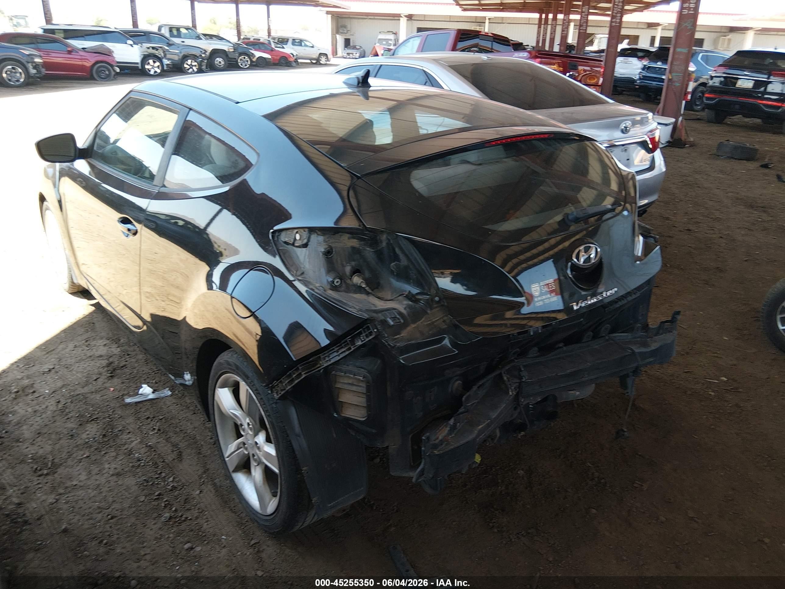 2013 Hyundai Veloster Base W/gray Black vin: KMHTC6ADXDU103977