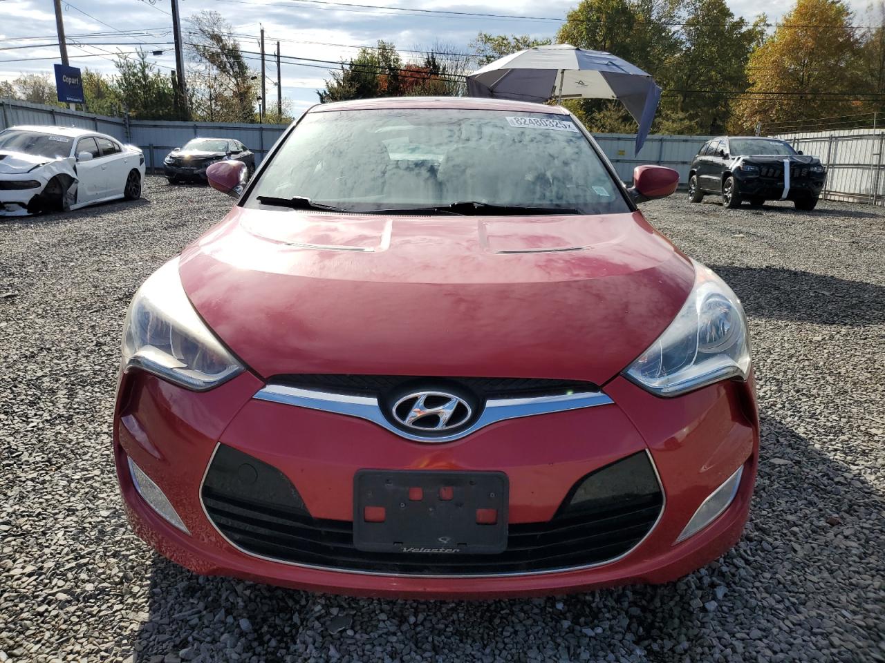 2013 Hyundai Veloster Red vin: KMHTC6ADXDU111156