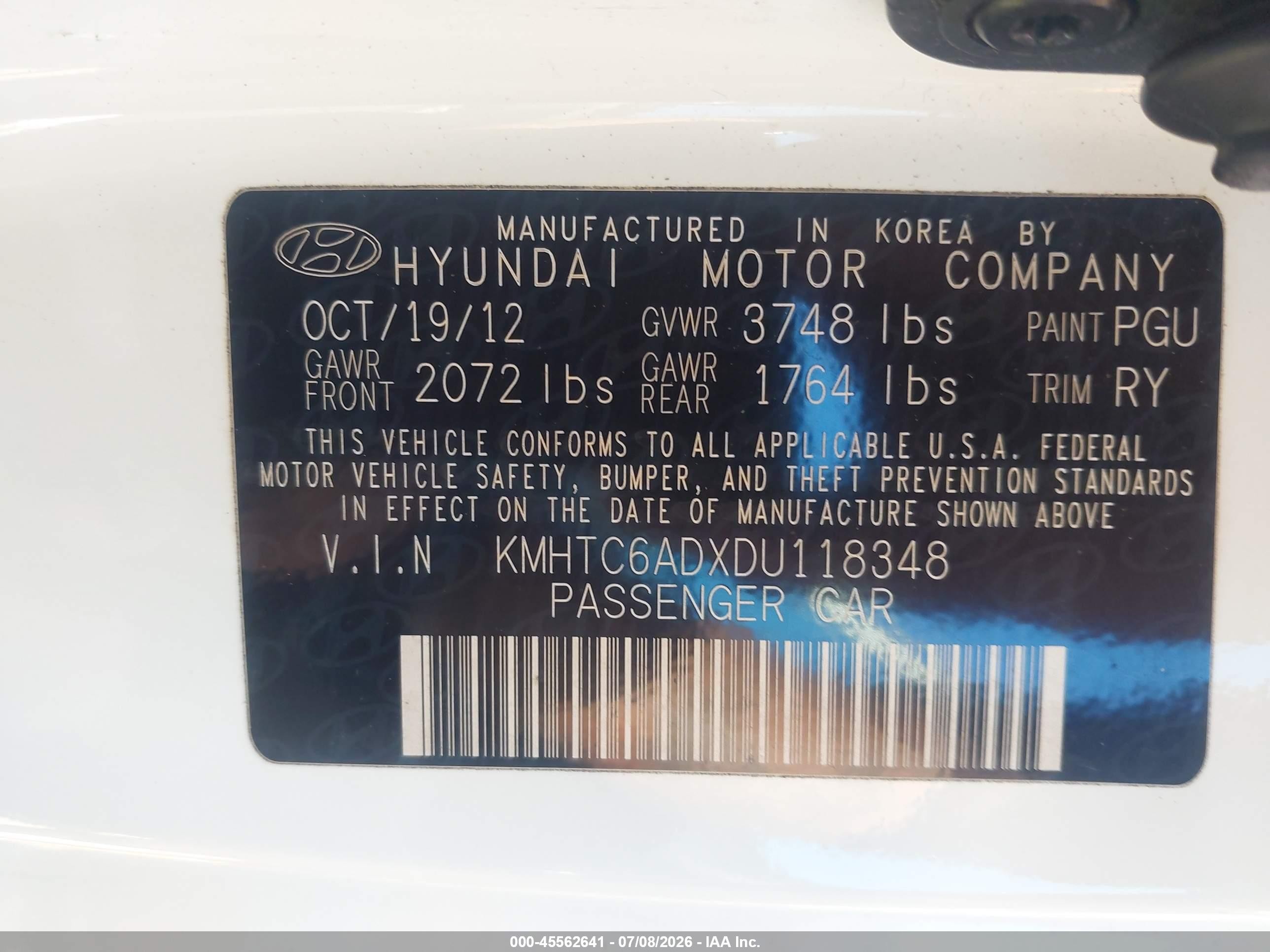 2013 Hyundai Veloster Base W/black White vin: KMHTC6ADXDU118348