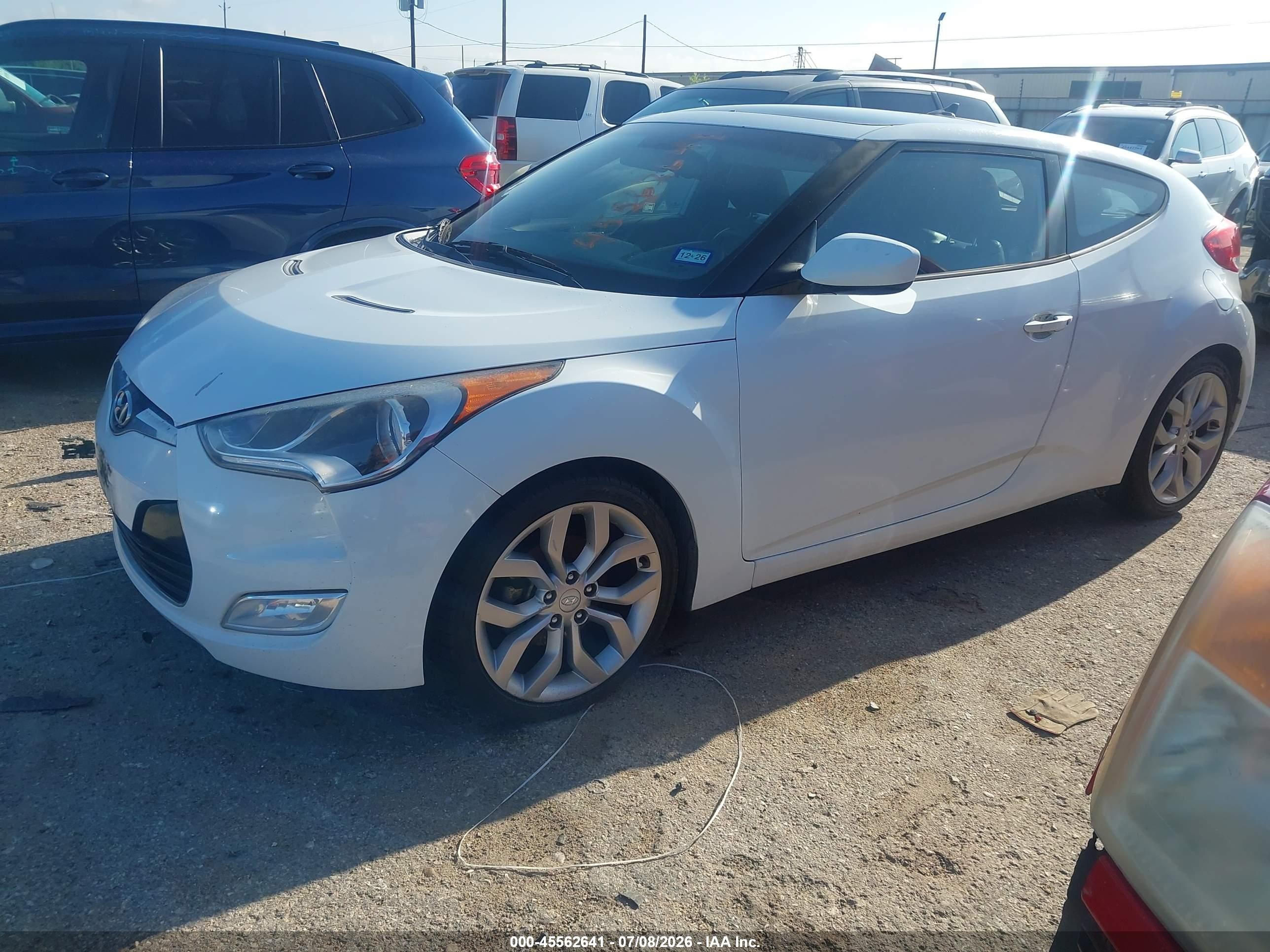 2013 Hyundai Veloster Base W/black White vin: KMHTC6ADXDU118348