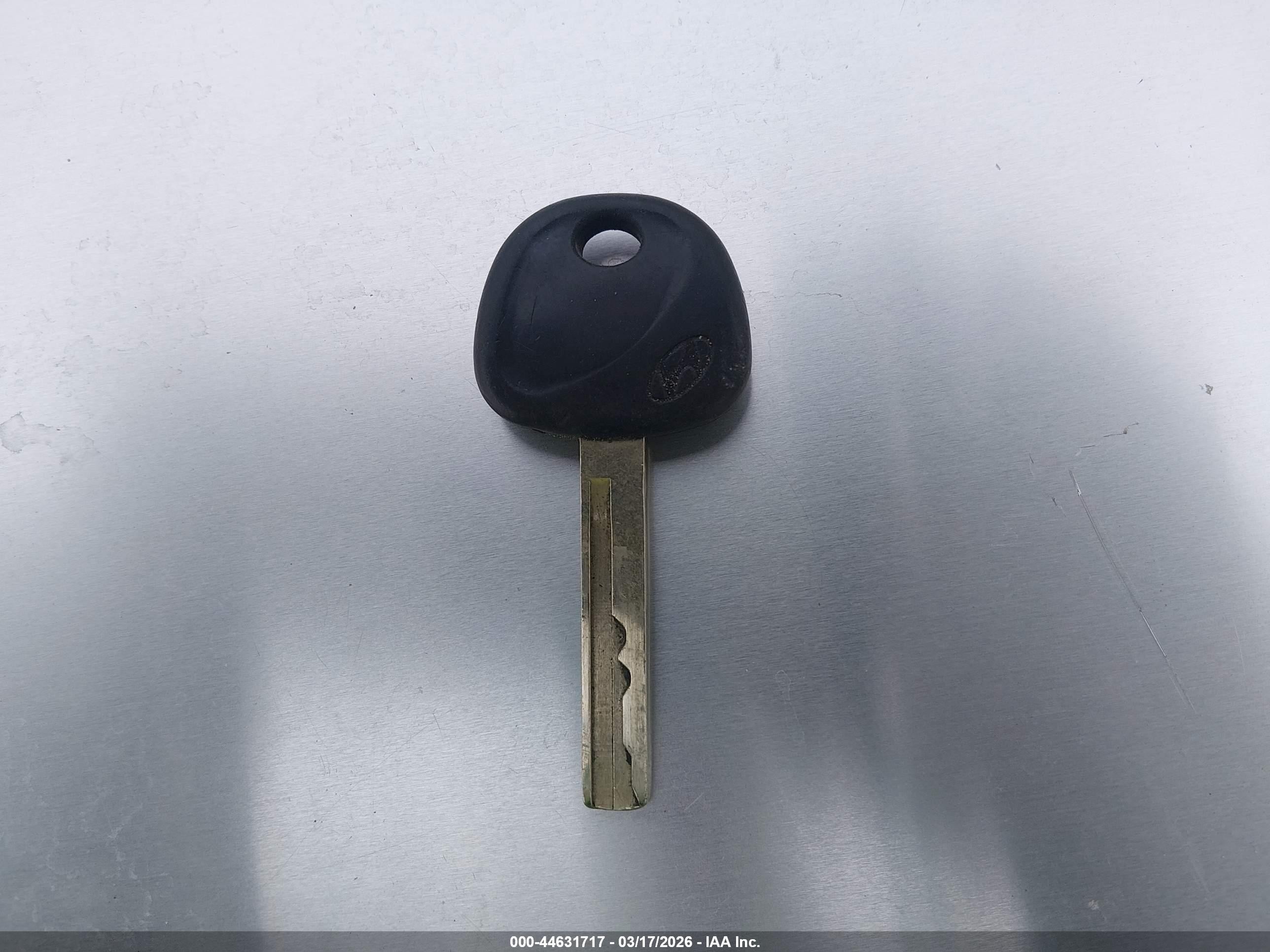 2013 Hyundai Veloster Base W/black Gray vin: KMHTC6ADXDU131911
