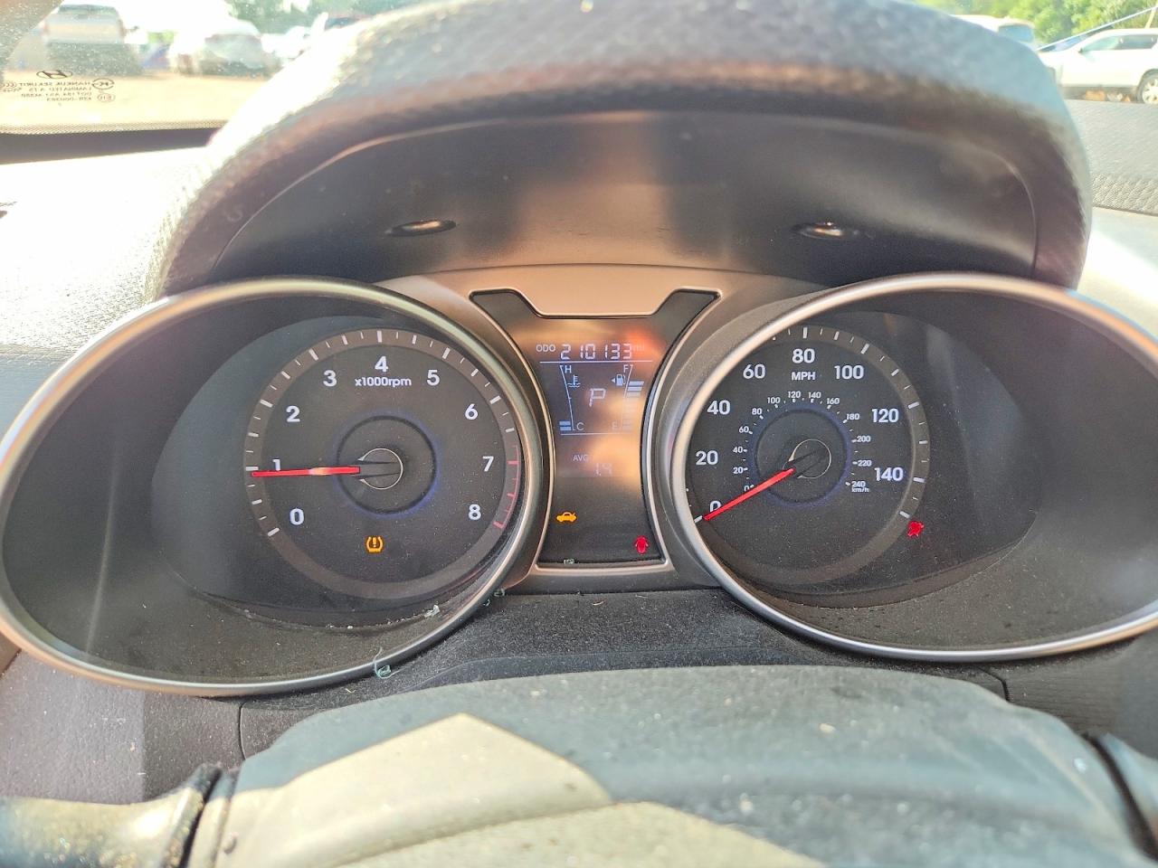 2013 Hyundai Veloster Base Gray vin: KMHTC6ADXDU137322