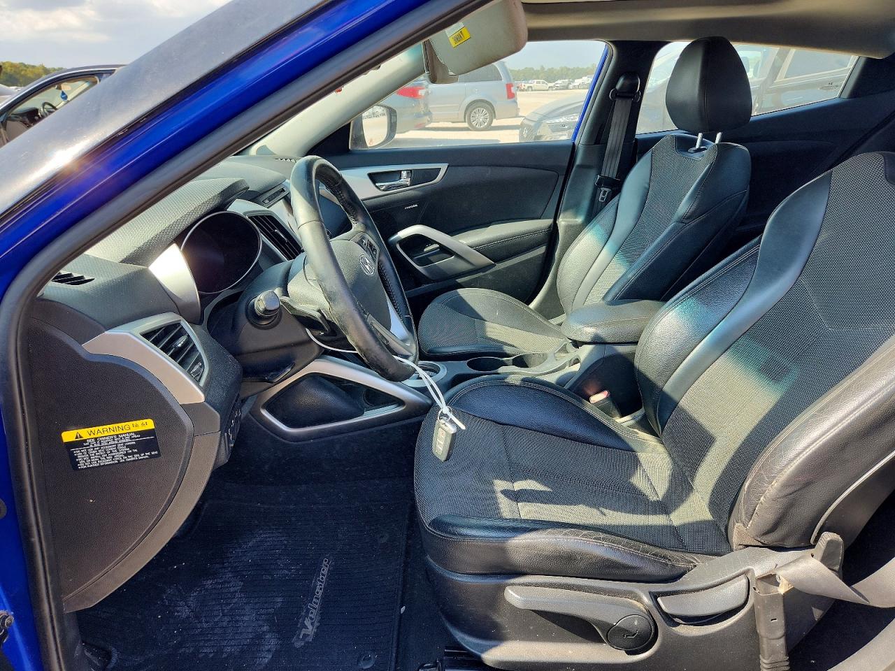 2013 Hyundai Veloster Base Blue vin: KMHTC6ADXDU151544