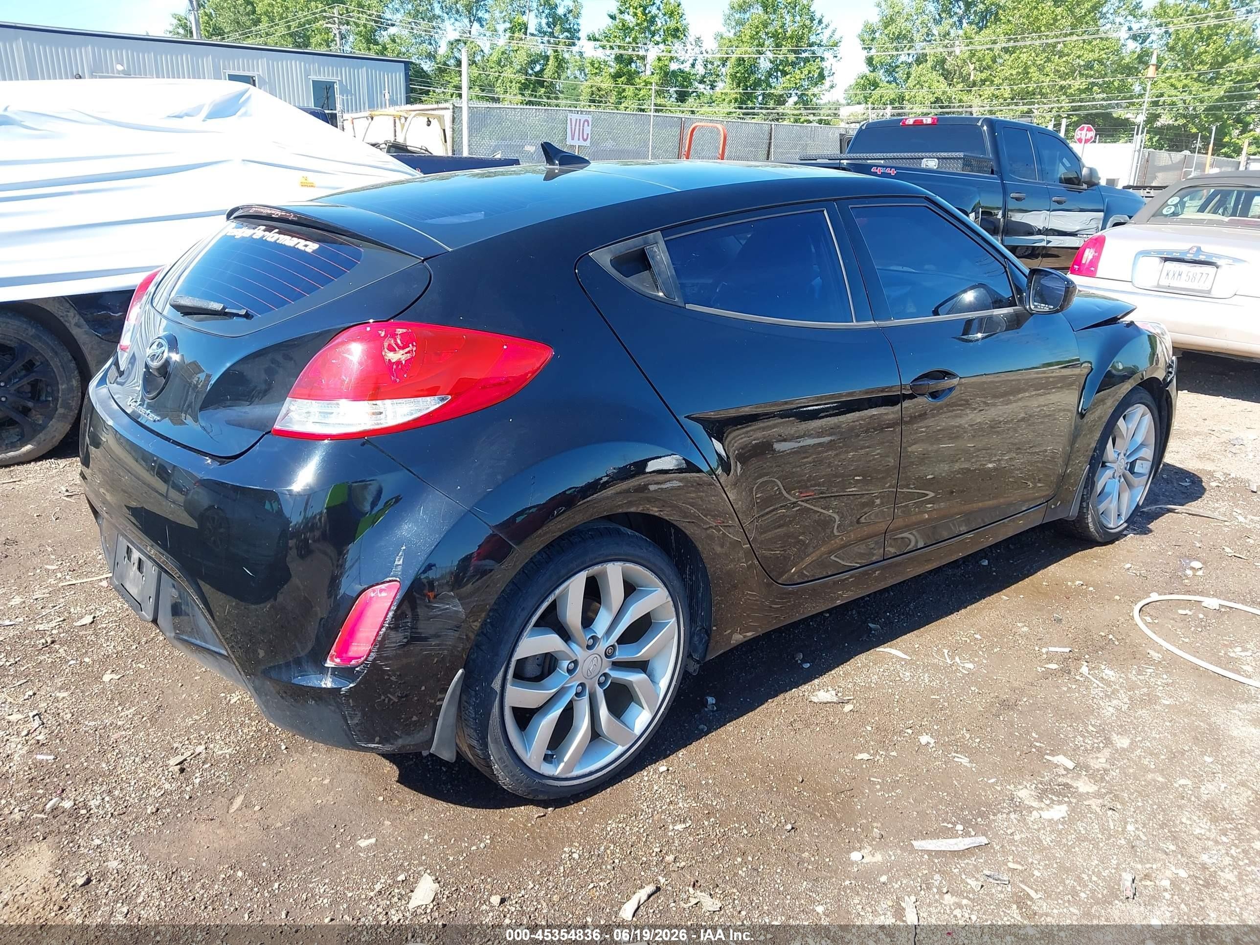 2013 Hyundai Veloster Base W/black Black vin: KMHTC6ADXDU155559