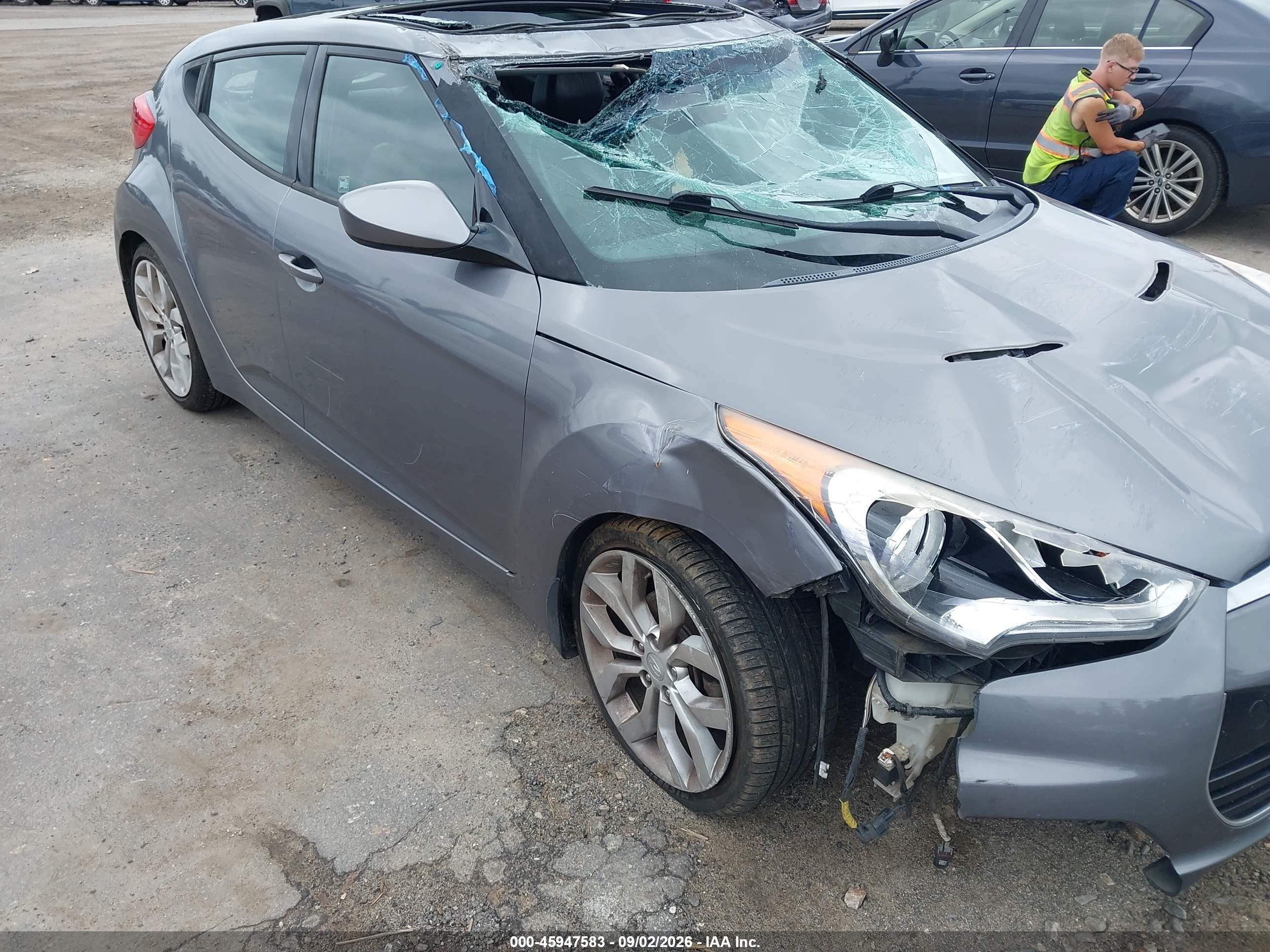 2013 Hyundai Veloster Base W/black Gray vin: KMHTC6ADXDU156257
