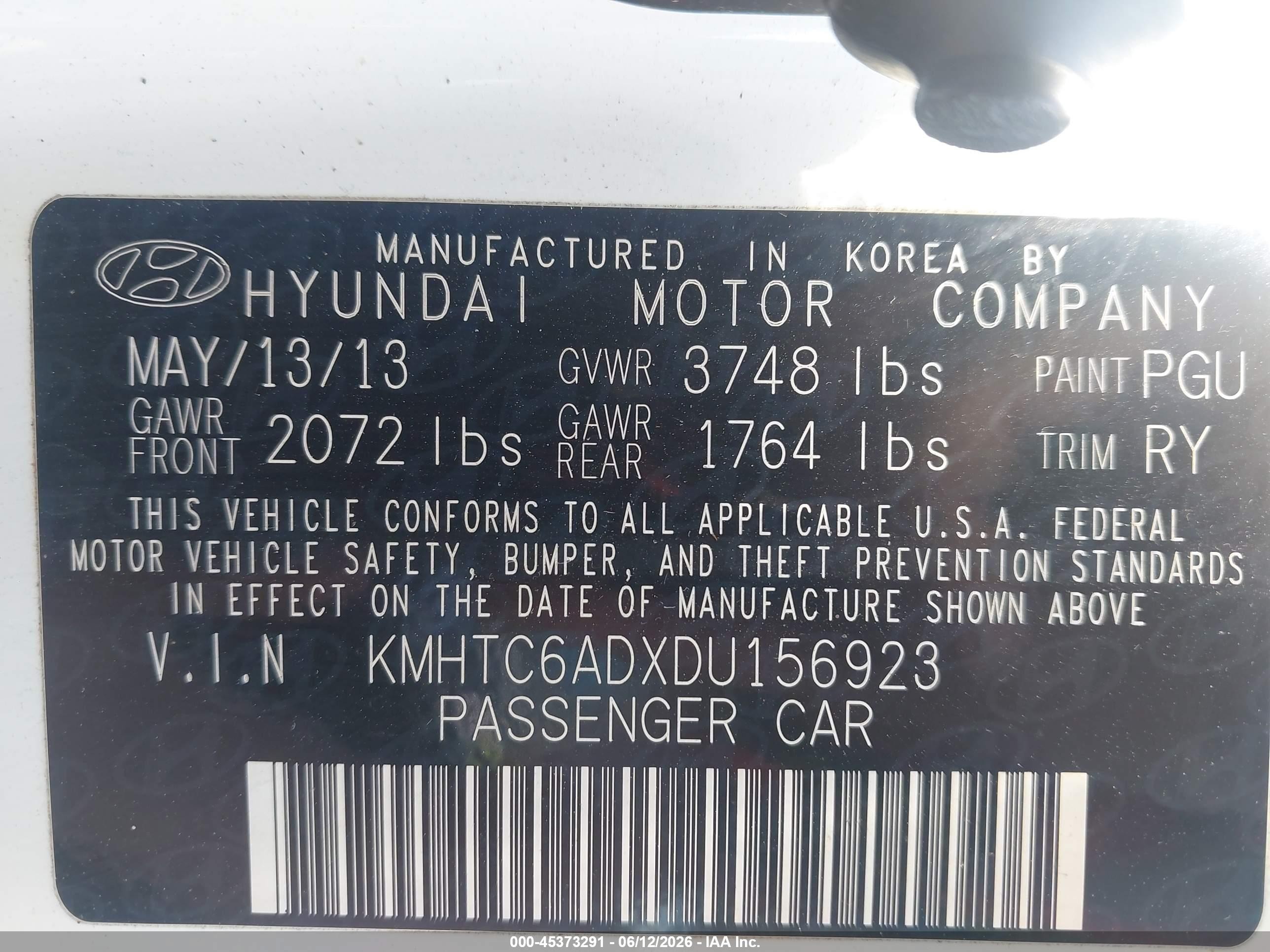 2013 Hyundai Veloster   White vin: KMHTC6ADXDU156923