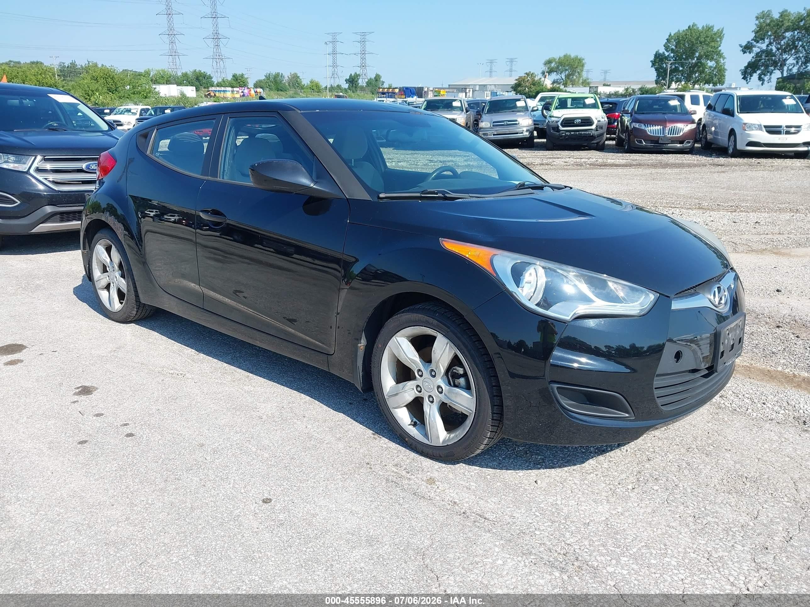 2013 Hyundai Veloster Base W/gray Black vin: KMHTC6ADXDU175889