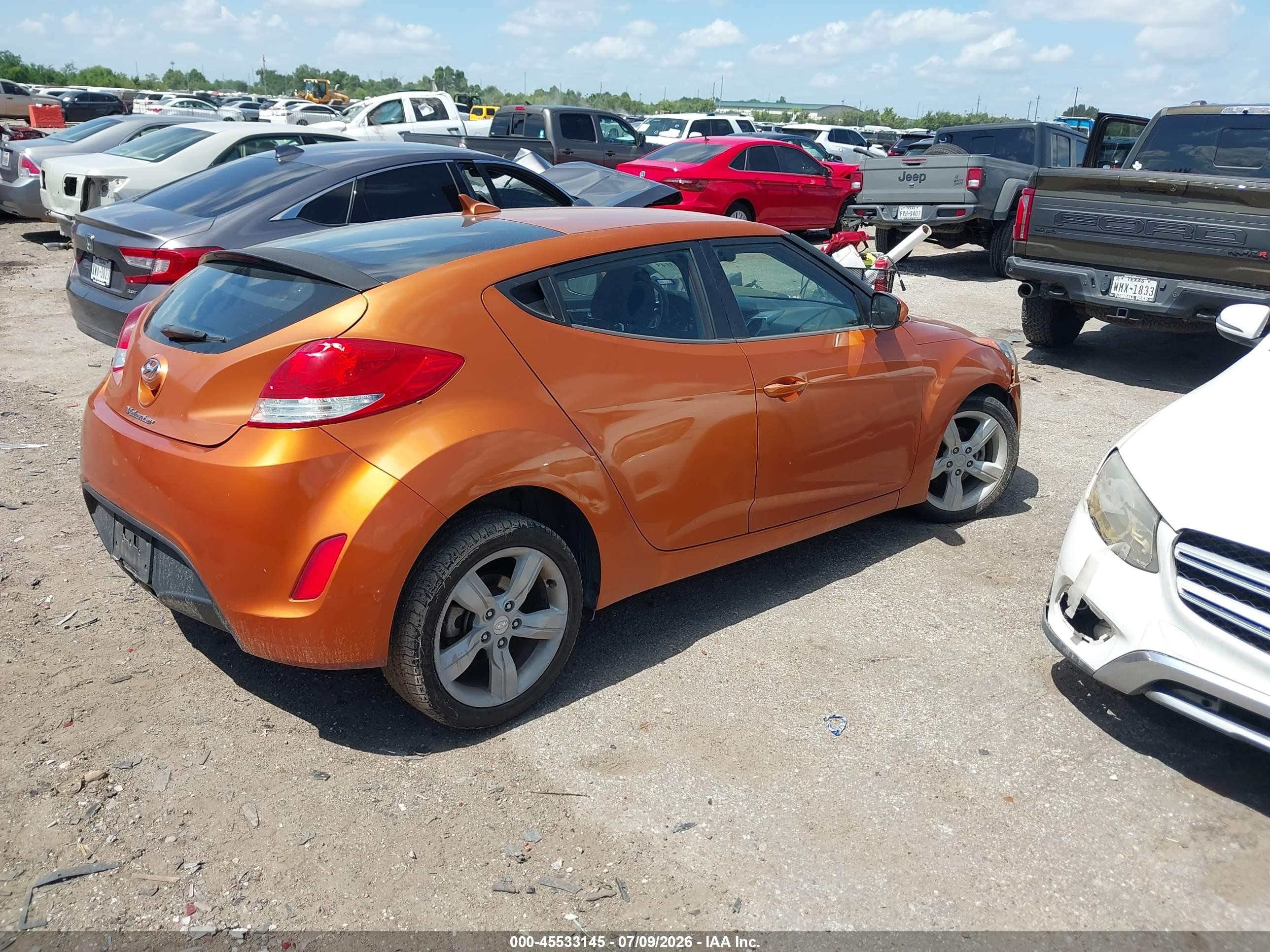 2014 Hyundai Veloster Base W/black Orange vin: KMHTC6ADXEU212330