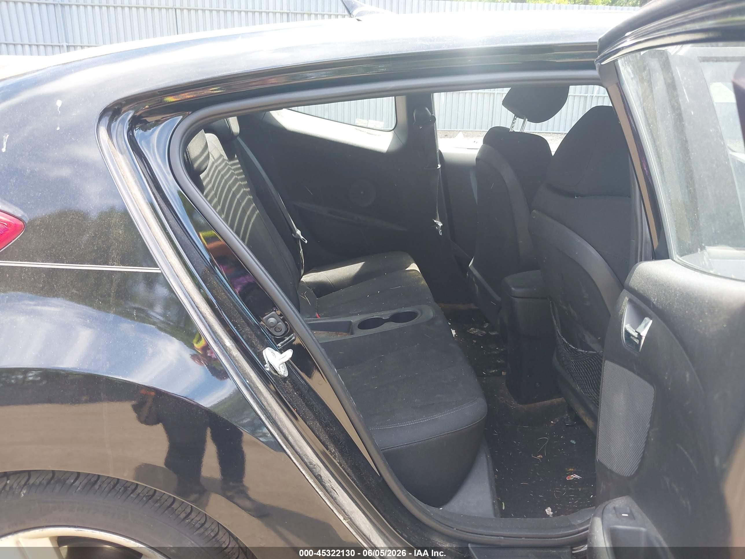 2014 Hyundai Veloster Base W/black Black vin: KMHTC6ADXEU212490