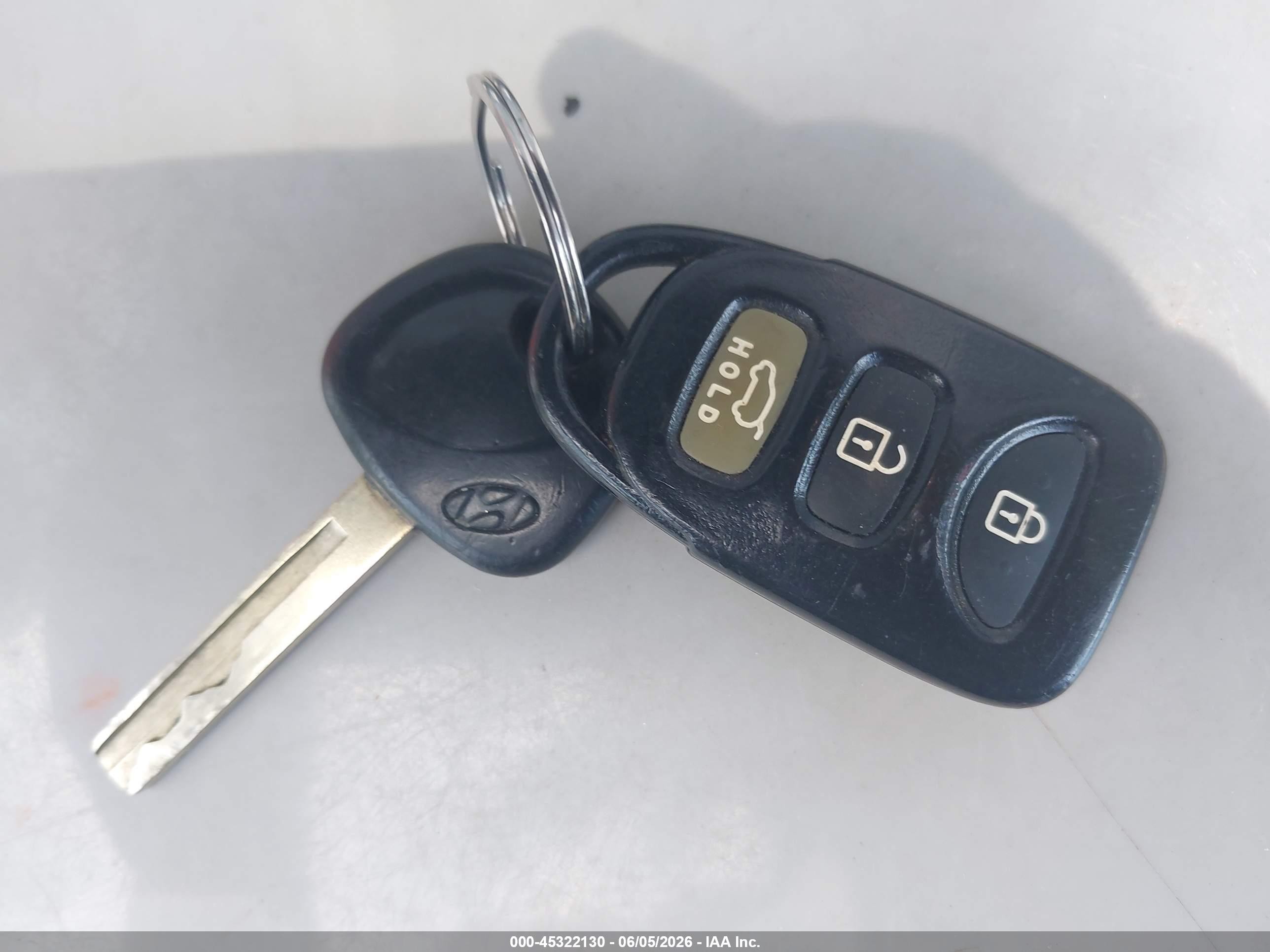 2014 Hyundai Veloster Base W/black Black vin: KMHTC6ADXEU212490
