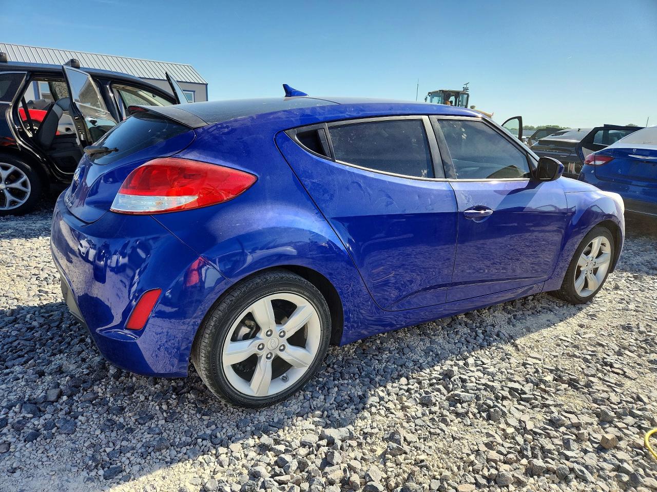 2014 Hyundai Veloster Base Blue vin: KMHTC6ADXEU215079