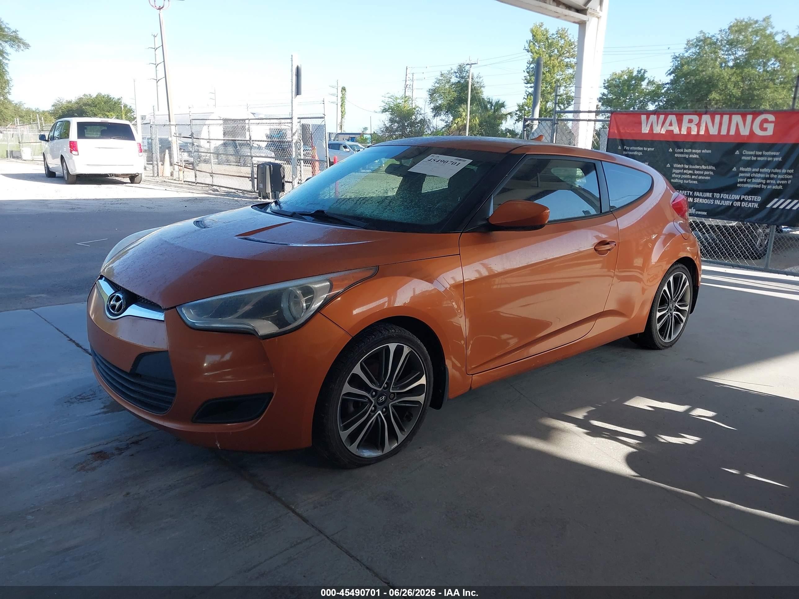 2015 Hyundai Veloster   Orange vin: KMHTC6ADXFU241747