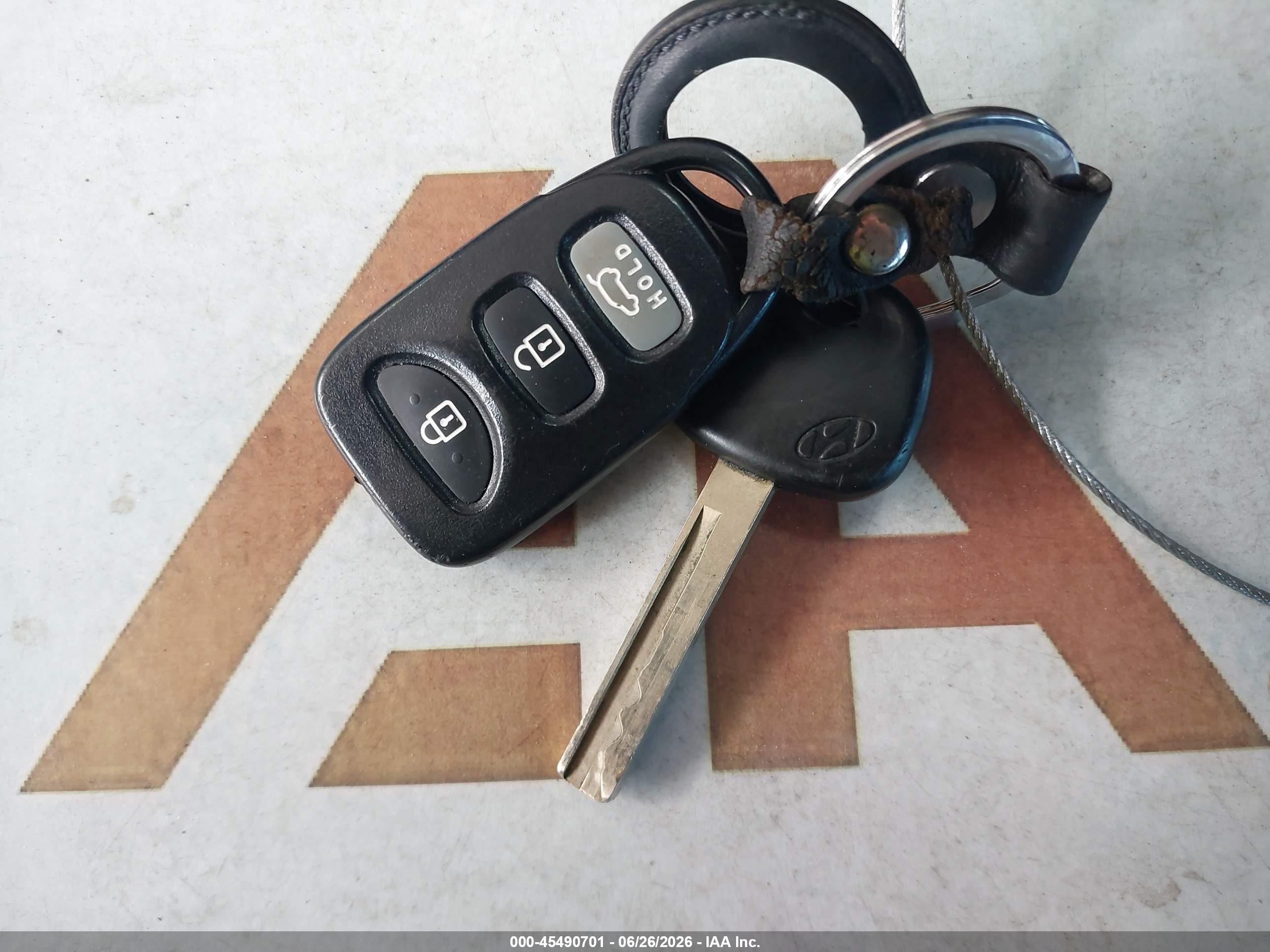 2015 Hyundai Veloster   Orange vin: KMHTC6ADXFU241747