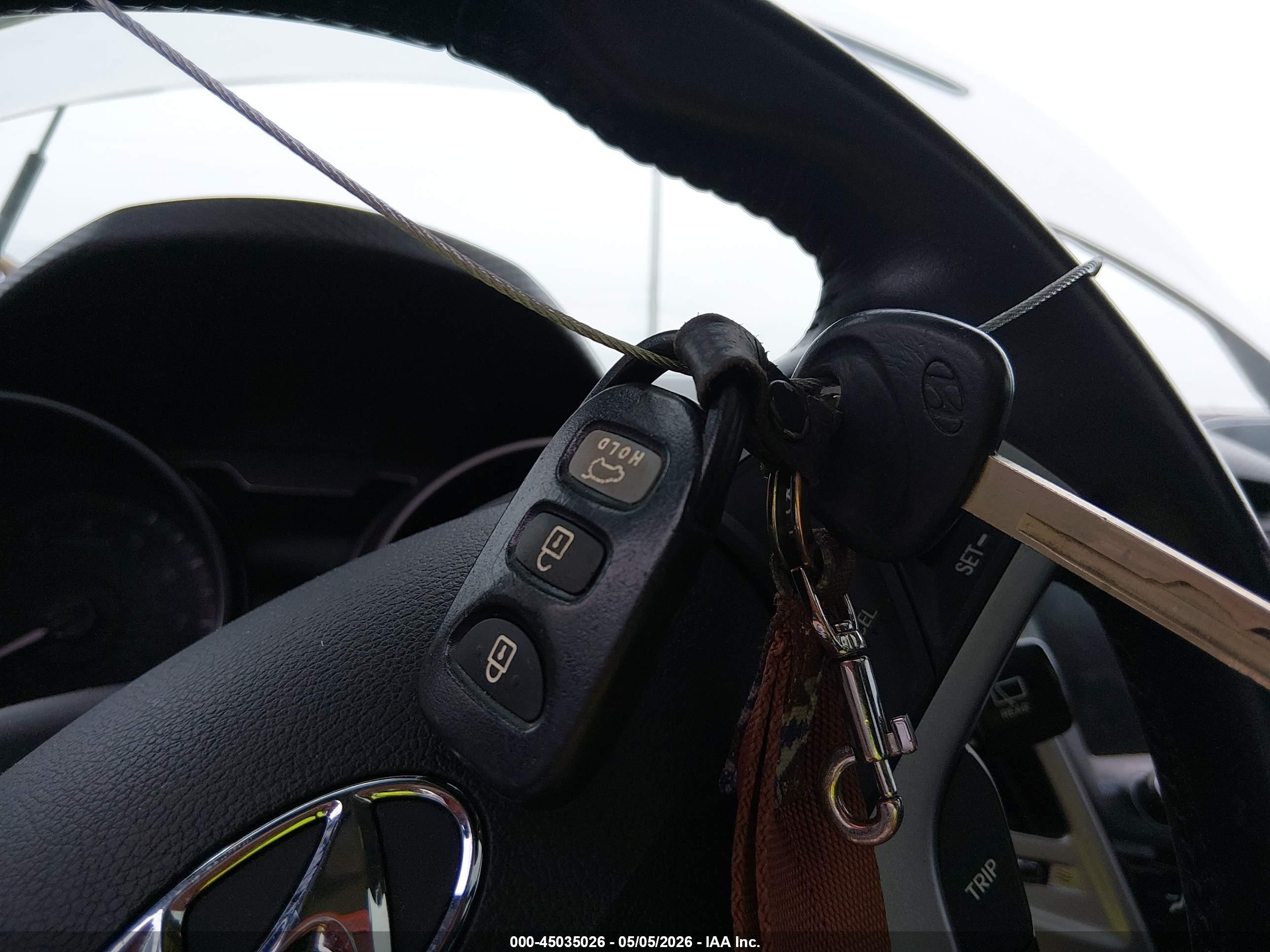 2015 Hyundai Veloster   Black vin: KMHTC6ADXFU243952