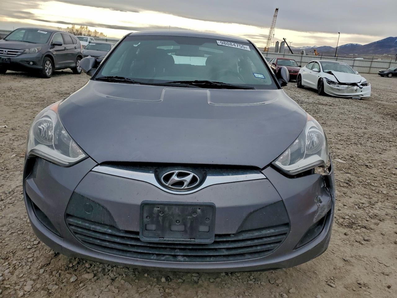 2016 Hyundai Veloster Charcoal vin: KMHTC6ADXGU253706