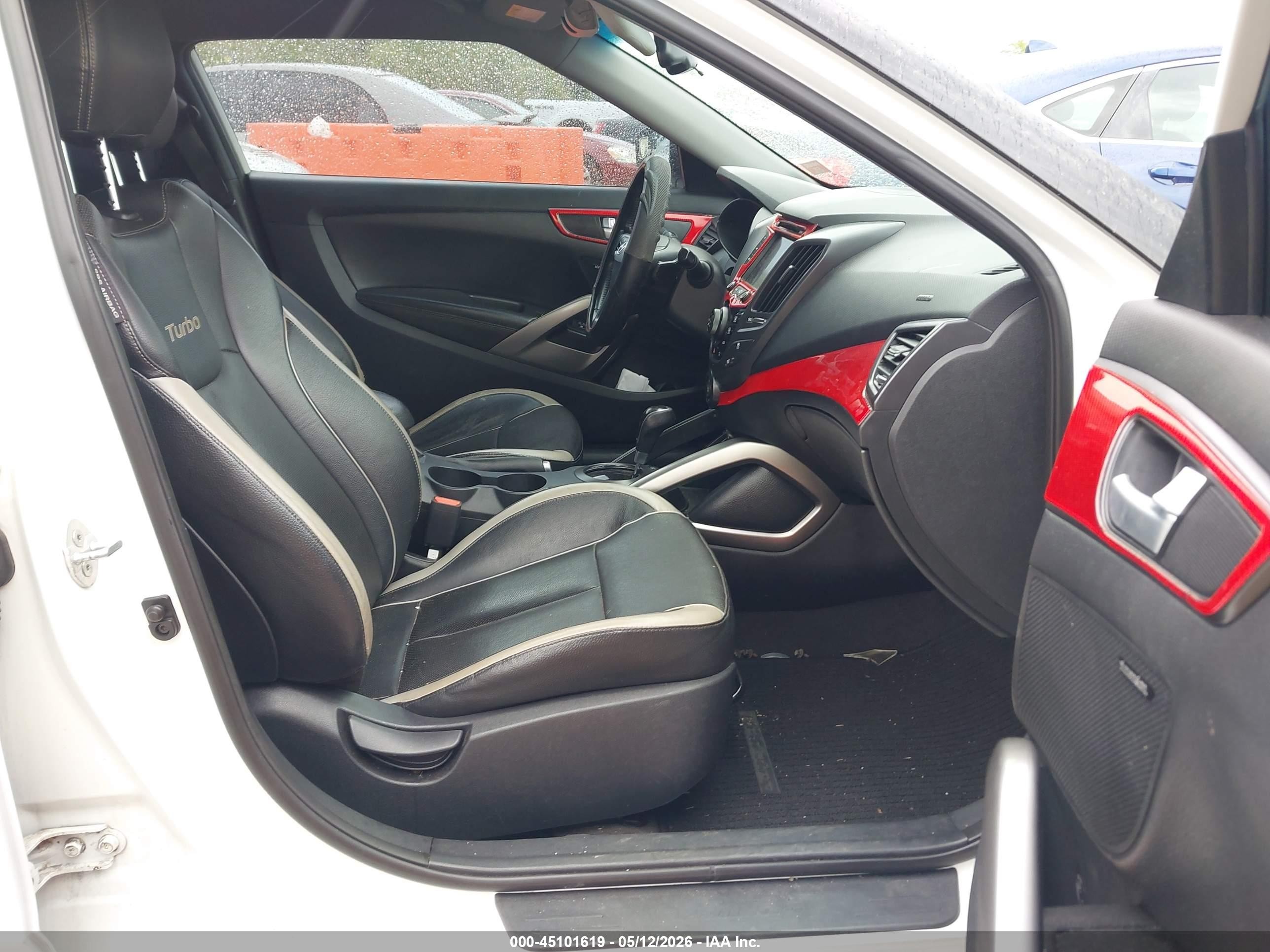 2013 Hyundai Veloster Turbo W/black White vin: KMHTC6AE0DU176283