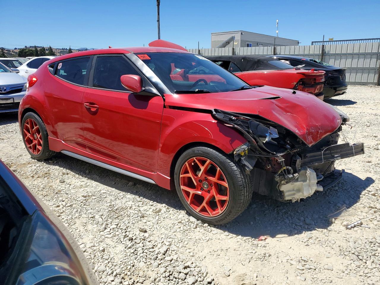 2015 Hyundai Veloster Turbo Red vin: KMHTC6AE0FU225968