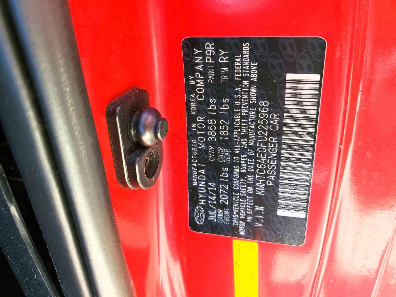 2015 Hyundai Veloster Turbo Red vin: KMHTC6AE0FU225968