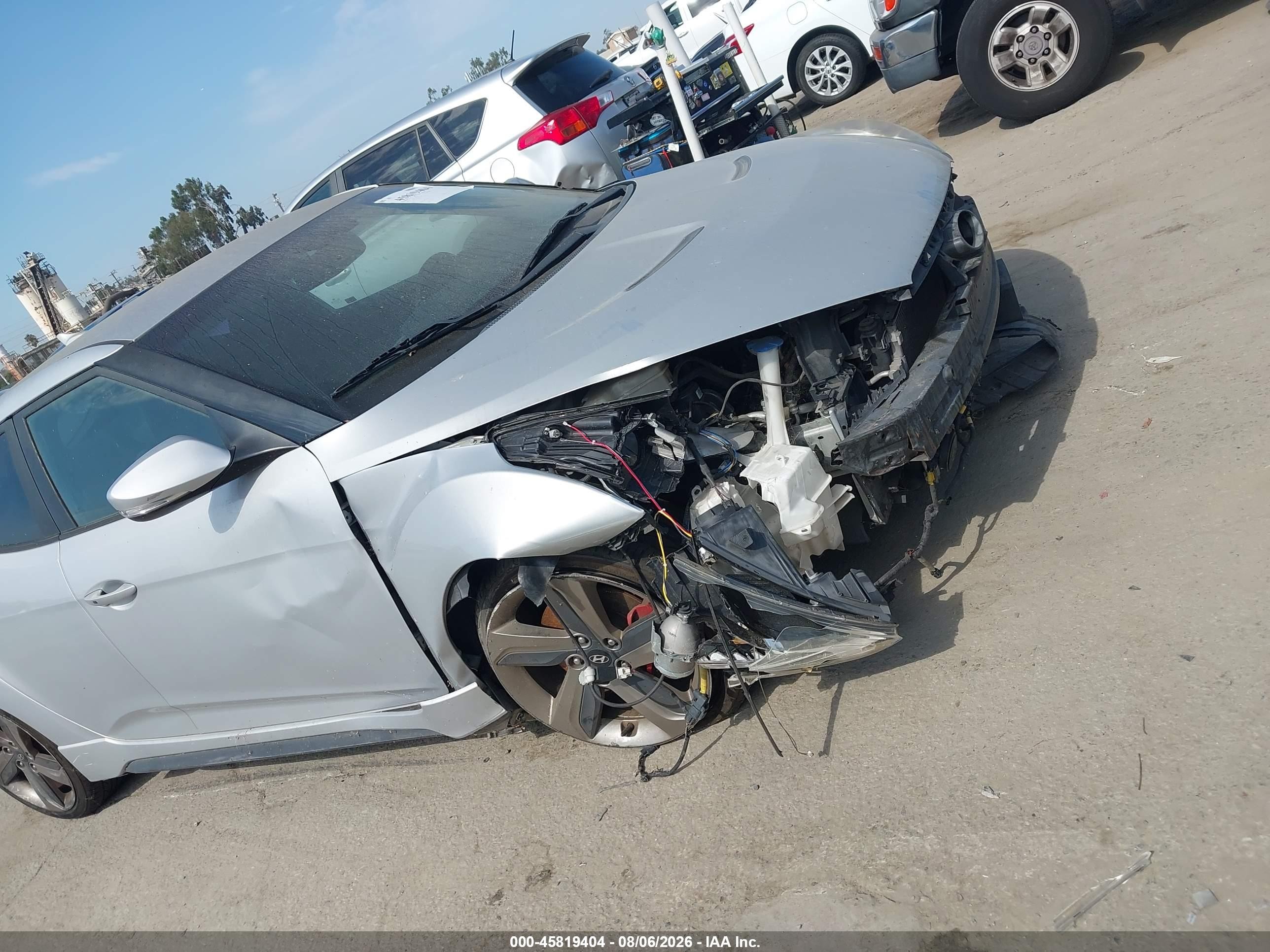 2015 Hyundai Veloster Turbo Silver vin: KMHTC6AE0FU237344