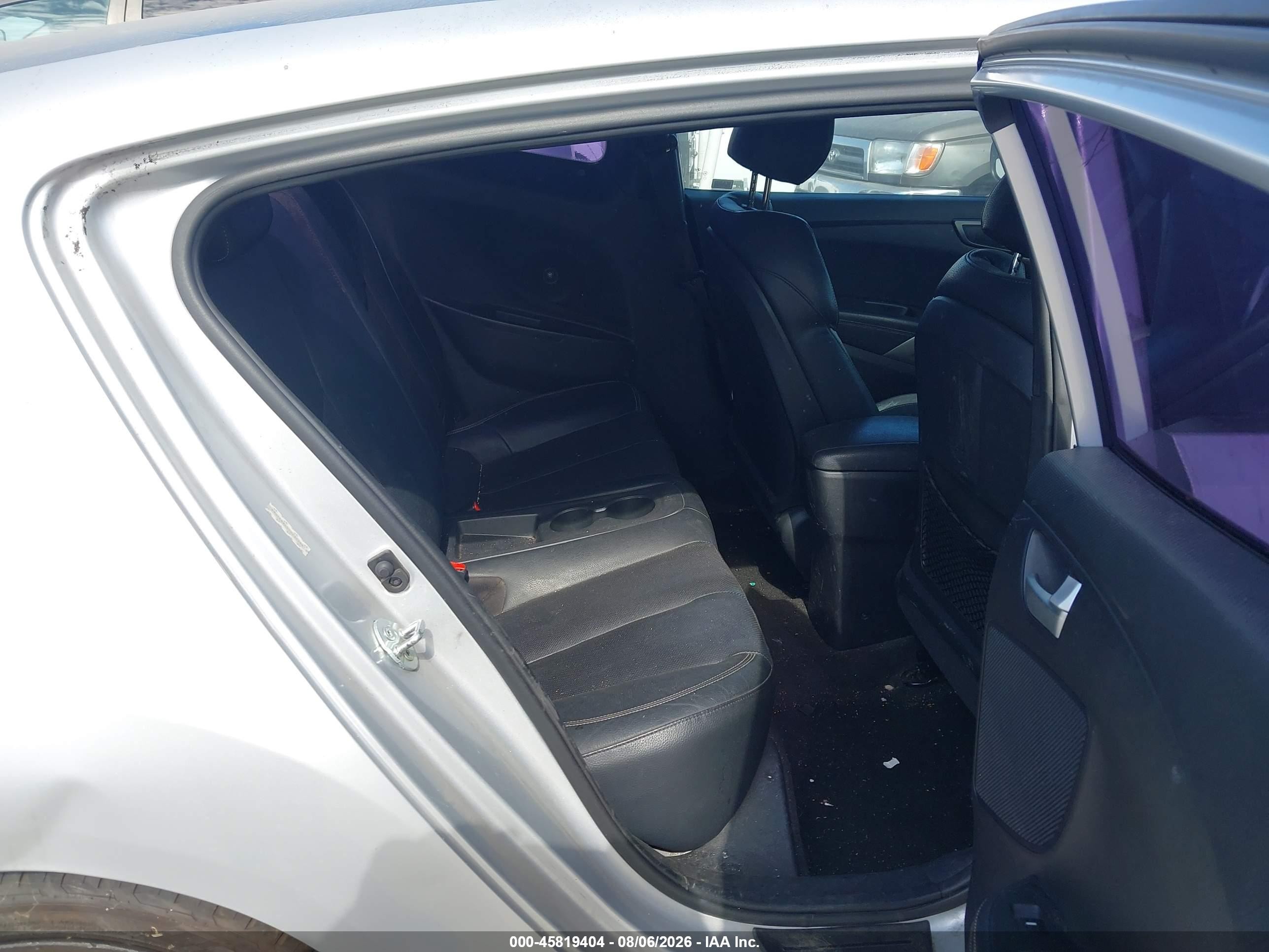 2015 Hyundai Veloster Turbo Silver vin: KMHTC6AE0FU237344