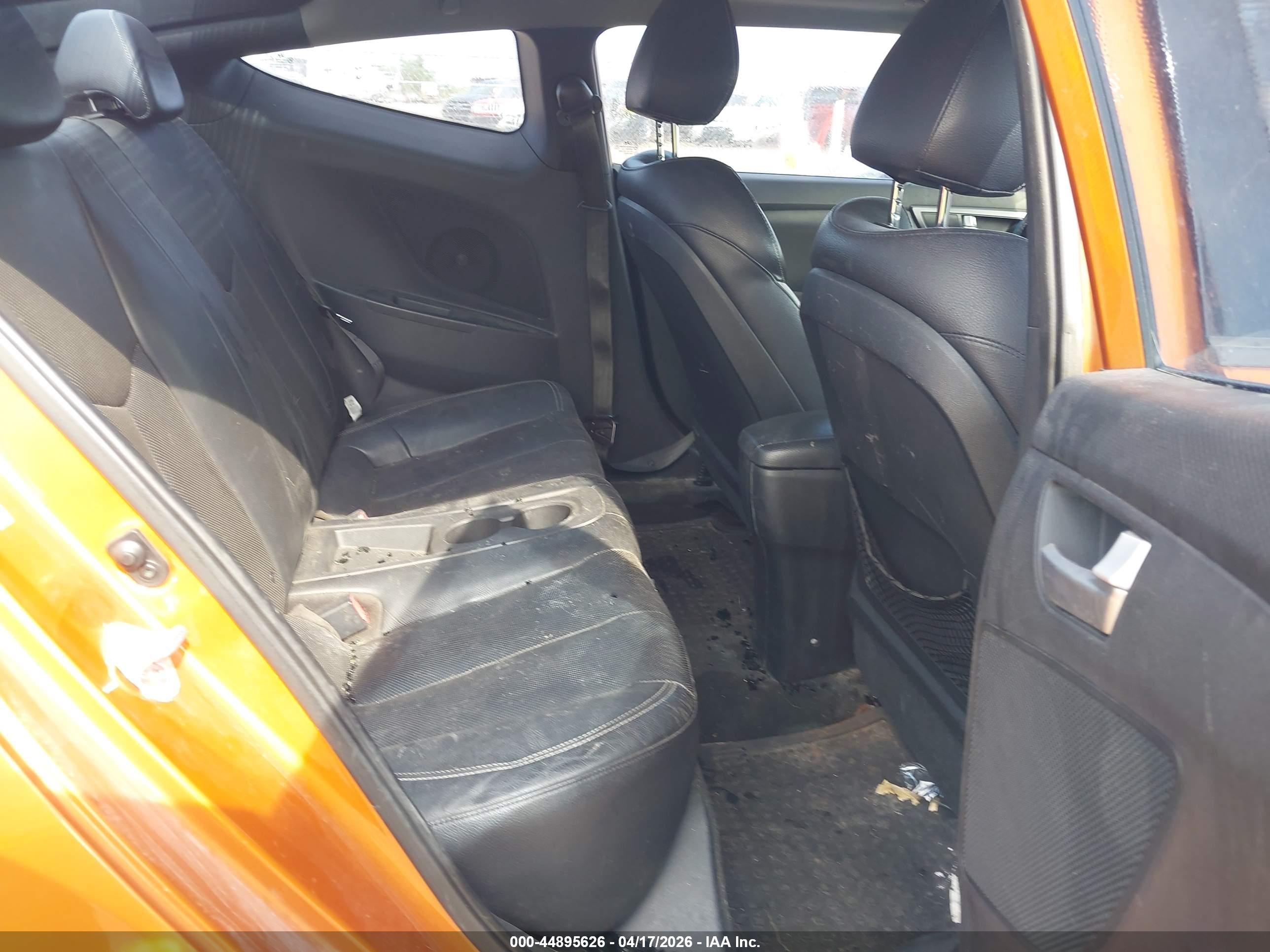 2013 Hyundai Veloster Turbo W/black Orange vin: KMHTC6AE1DU098127