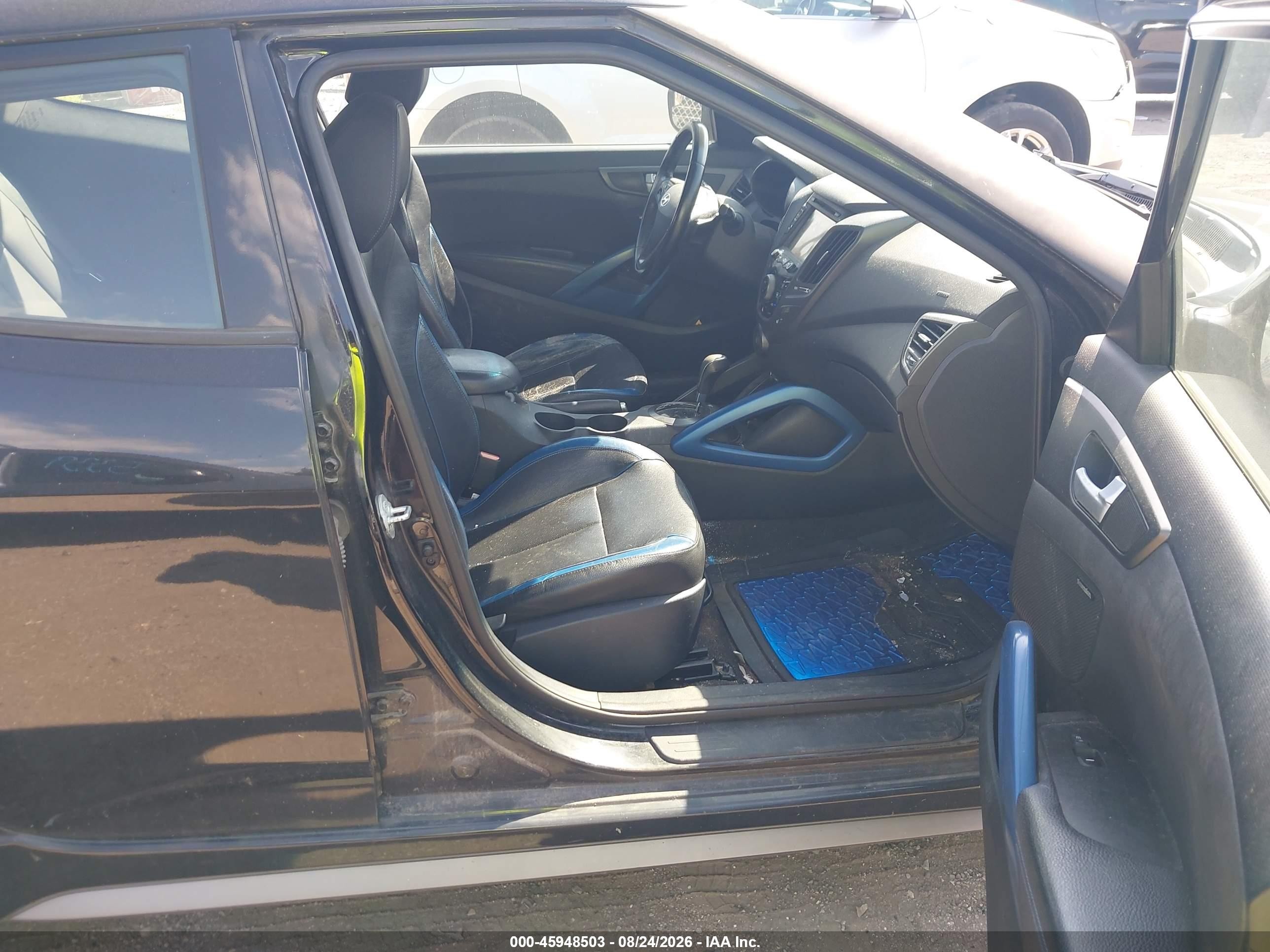 2014 Hyundai Veloster Turbo W/blue Black vin: KMHTC6AE1EU192641